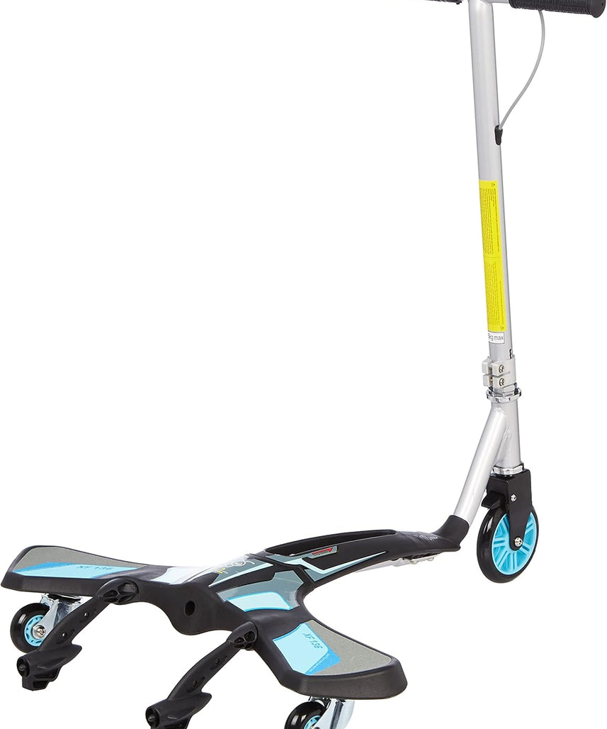 سكوتر JD Bug Cool Carver ثلاثي العجلات أزرق، هيكل معدني قابل للطي، عجلة أمامية من البولي يوريثان مقاس 5 بوصات، عجلات خلفية دوارة مقاس 3 بوصات، سعة تحميل 65 كجم، مناسب للأعمار من 5 سنوات فما فوق، سكوتر للأطفال