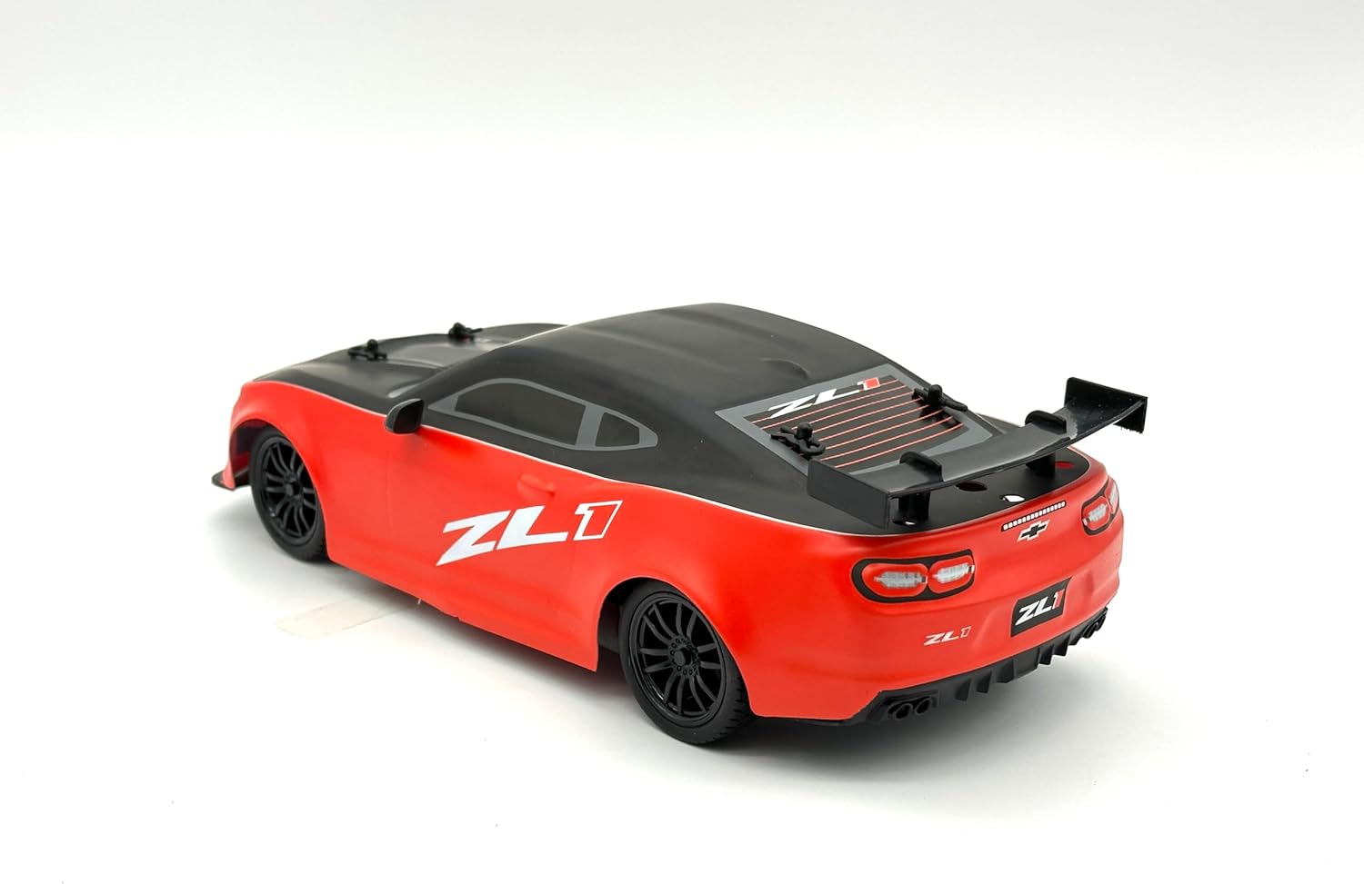 D-Power 1:16 Chevrolet Camaro ZL1 2021 RC Car, Vapor Exhaust Effect, 2.4GHz Remote Control, Rechargeable Battery, Ages 6+