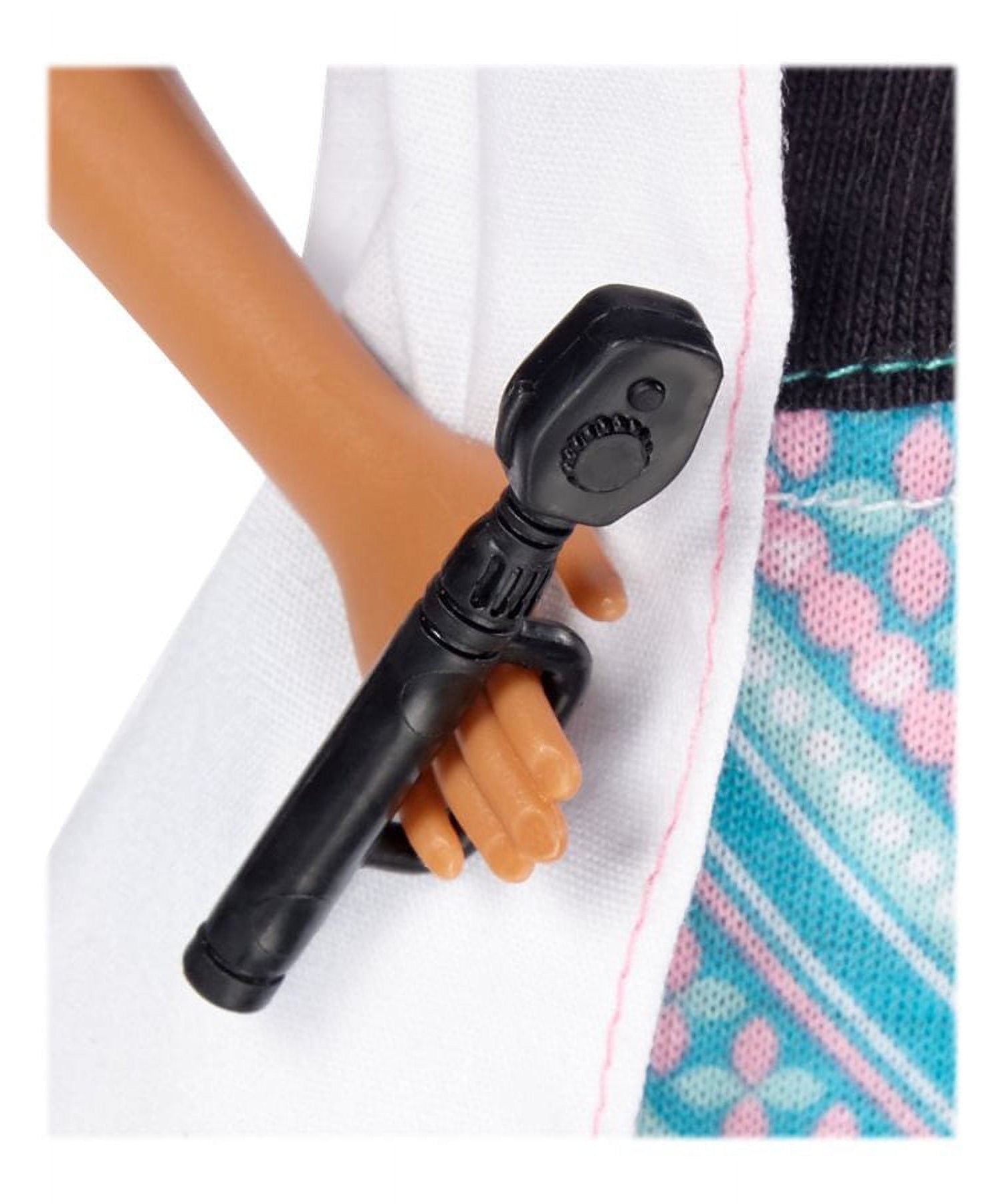 مجموعة دمى باربي المهنية (4 قطع): طبيبة، طاهية، لاعبة تنس، طيارة، ملابس وإكسسوارات مستوحاة من مسيرتها المهنية، مناسبة للأعمار من 3 سنوات فما فوق