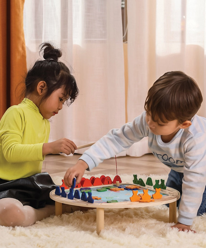 لعبة صيد السمك الخشبية المغناطيسية من فيجا، لعبة تعليمية من مونتيسوري، تُنمّي مهارات التنسيق بين اليد والعين، والتعرف على الأرقام والمهارات الحركية، صديقة للبيئة وغير سامة، للأولاد والبنات من عمر سنتين فما فوق