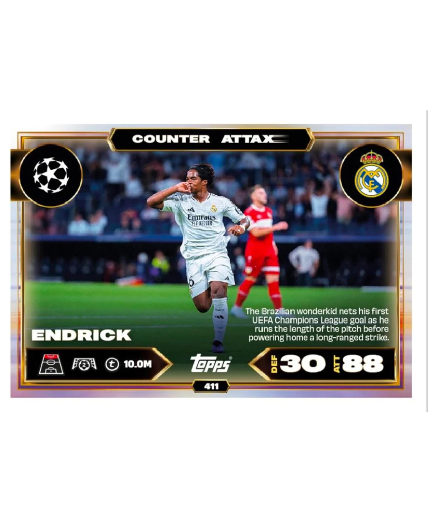 Topps Match Attax UCC 2025 2026 Starter Pack with 24 Cards, 3 Exclusive Cards, Binder, Checklist, Collector Guide and 2 Player Pitches, Official UEFA Licensed Football Trading Cards
