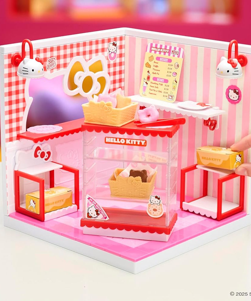 MGA's Miniverse Make It Mini Spaces Hello Kitty - Building Kit, Customisable, Craft, Room, Hobby, Collector, Display, Non-Edible, for Collectors and Children from 8 Years