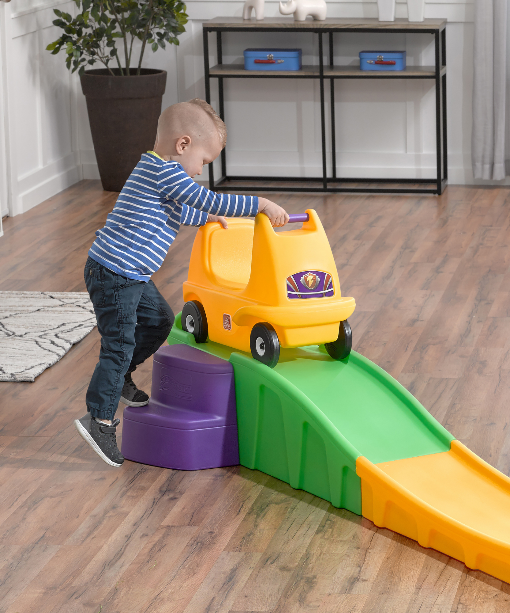 Step2 Up & Down Roller Coaster, 10 ft Indoor and Outdoor Toy with Coaster Car, 23 kg Weight Capacity Push Ride On Toy, Single Car with Holding Grips and Foot Rest, Suitable for Children Aged 2+