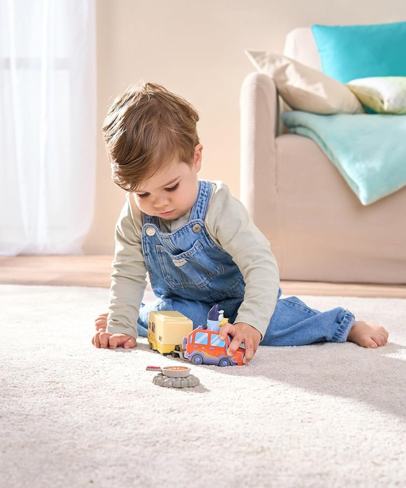 VTech Toot-Toot Drivers Bluey: Bluey Family Car & Caravan, English