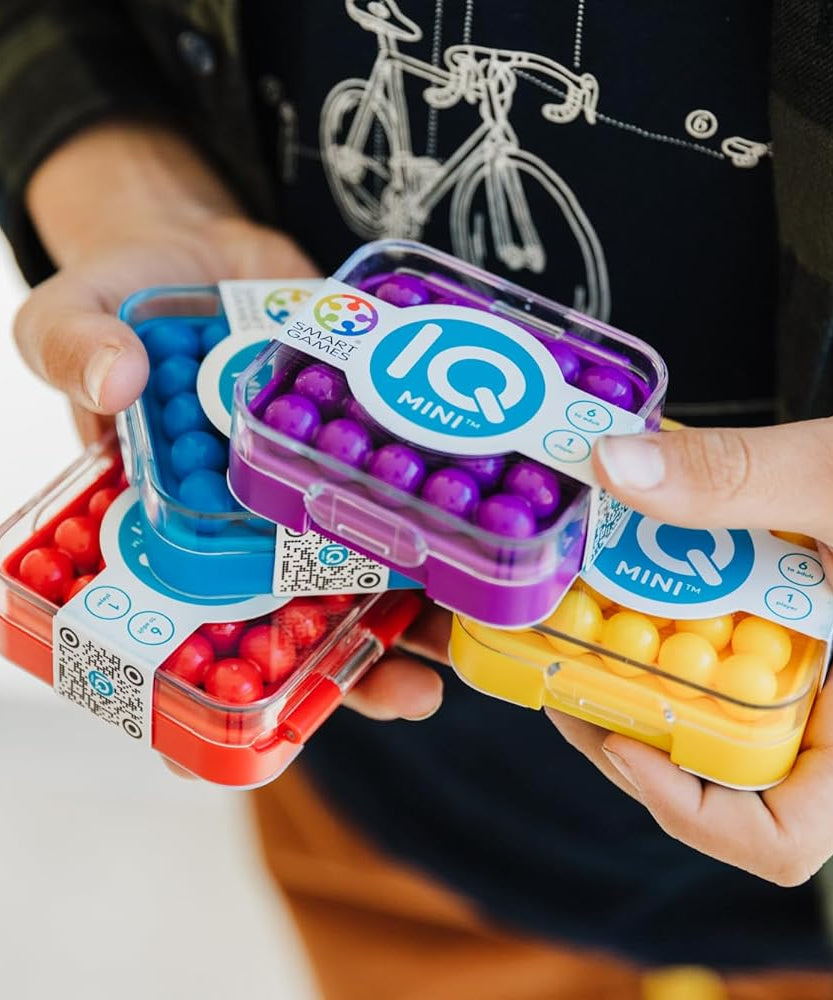 SmartGames IQ Mini Handheld Educational Puzzle Game Create Your Own Levels Brain Teaser for Kids Ages 6 and Up Travel-Friendly Matching Game