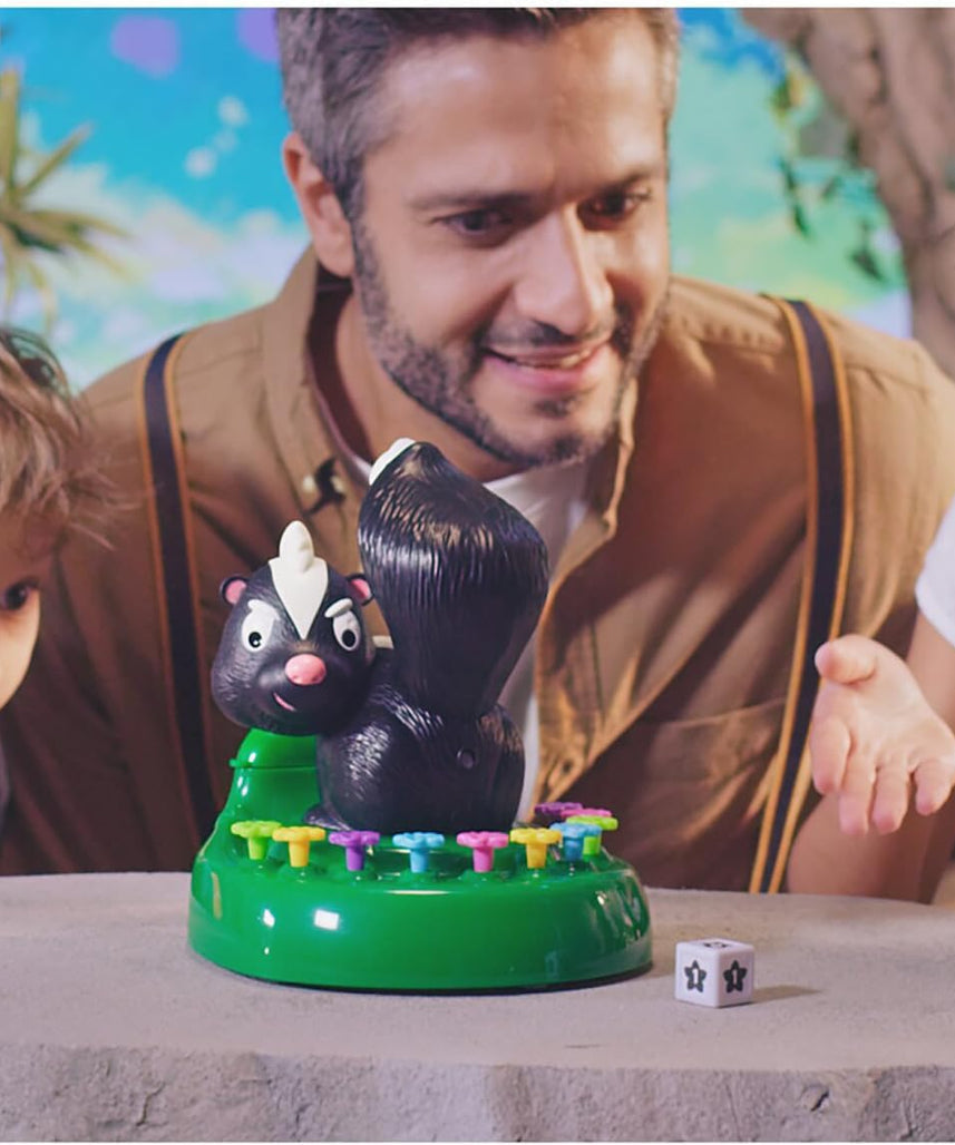 Merchant Ambassador Skunned! Kids Dice Rolling and luck game! Funny Surprise Water Spray! Kids action game!Age 6 & Above! Girls and Boys
