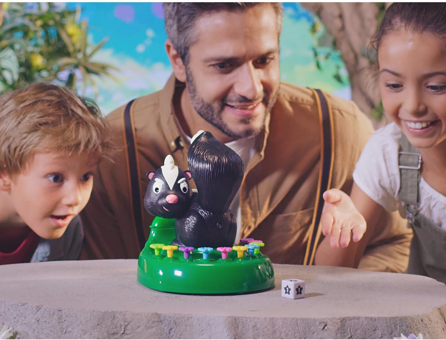 Merchant Ambassador Skunned! Kids Dice Rolling and luck game! Funny Surprise Water Spray! Kids action game!Age 6 & Above! Girls and Boys