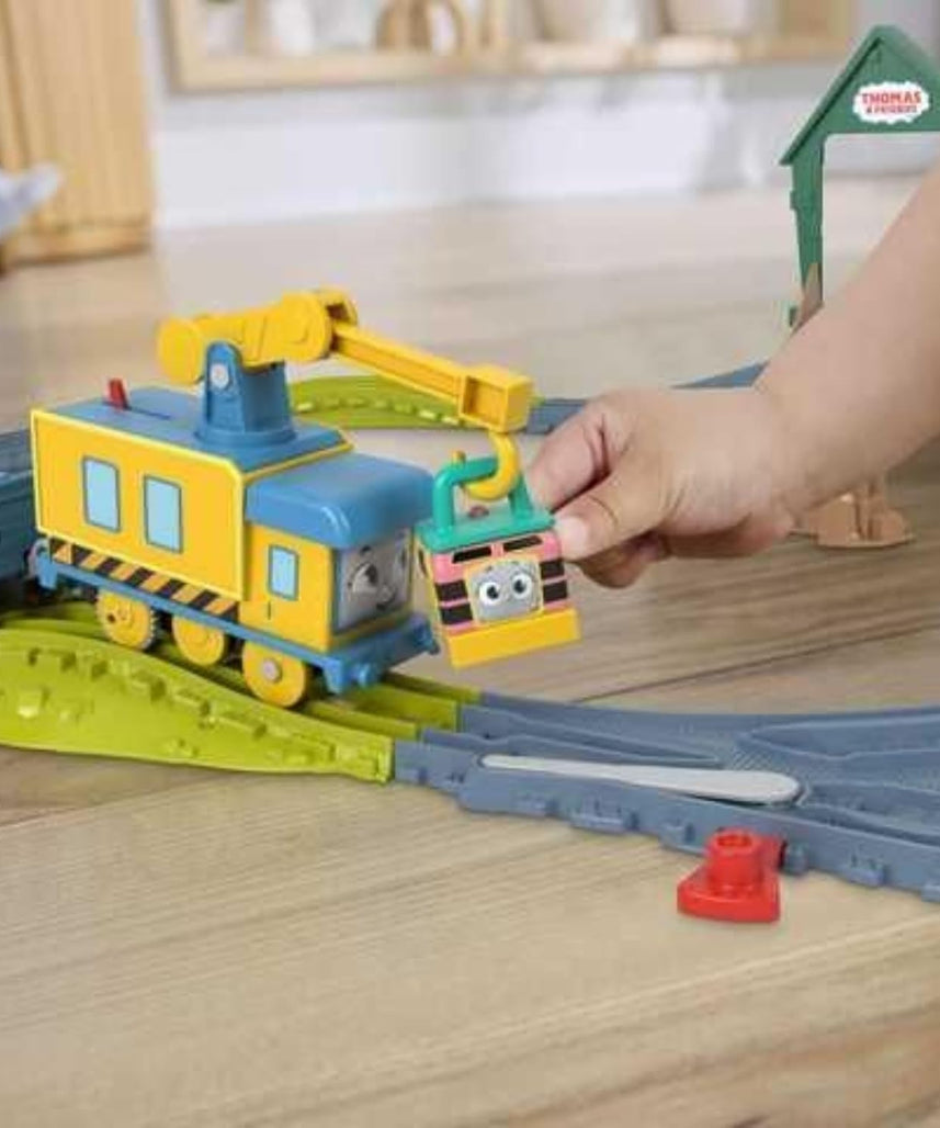 Thomas & Friends Busy Friends Locomotive + Rail Set