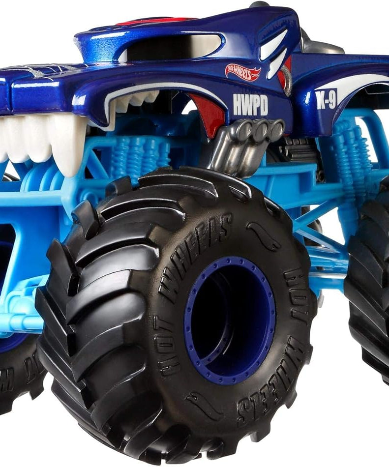 Hot Wheels Hotweiler Monster Truck, 1:24 Scale