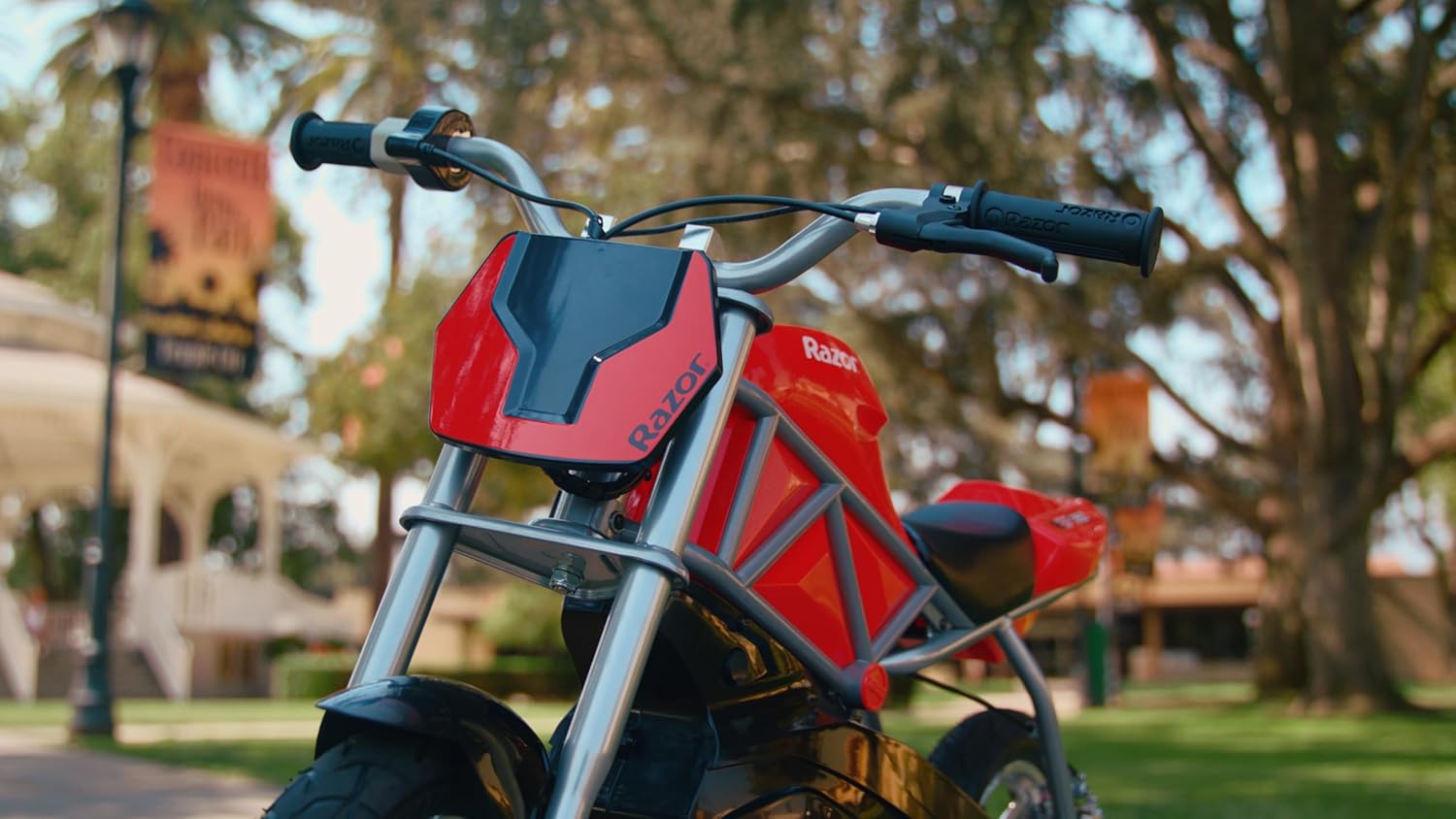 Razor Street Bike RSF350 22km/h, One Size
