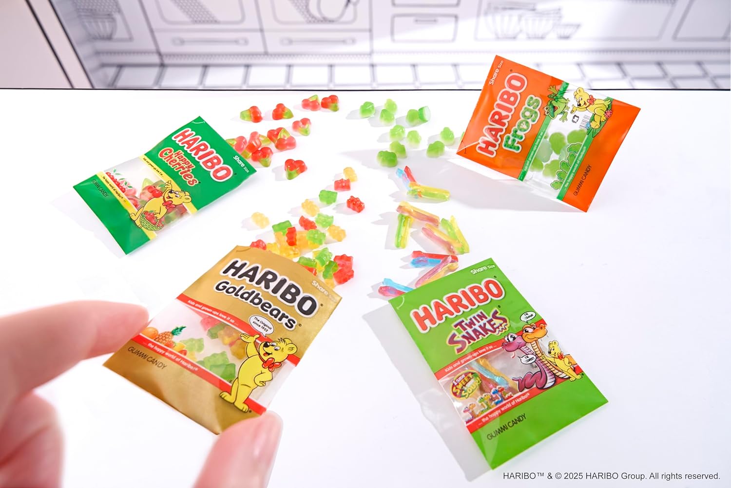MGA’s Miniverse Make It Mini Remix Multipack HARIBO Mini Candy Collectibles DIY Resin Kit Creative Play for Kids and Collectors
