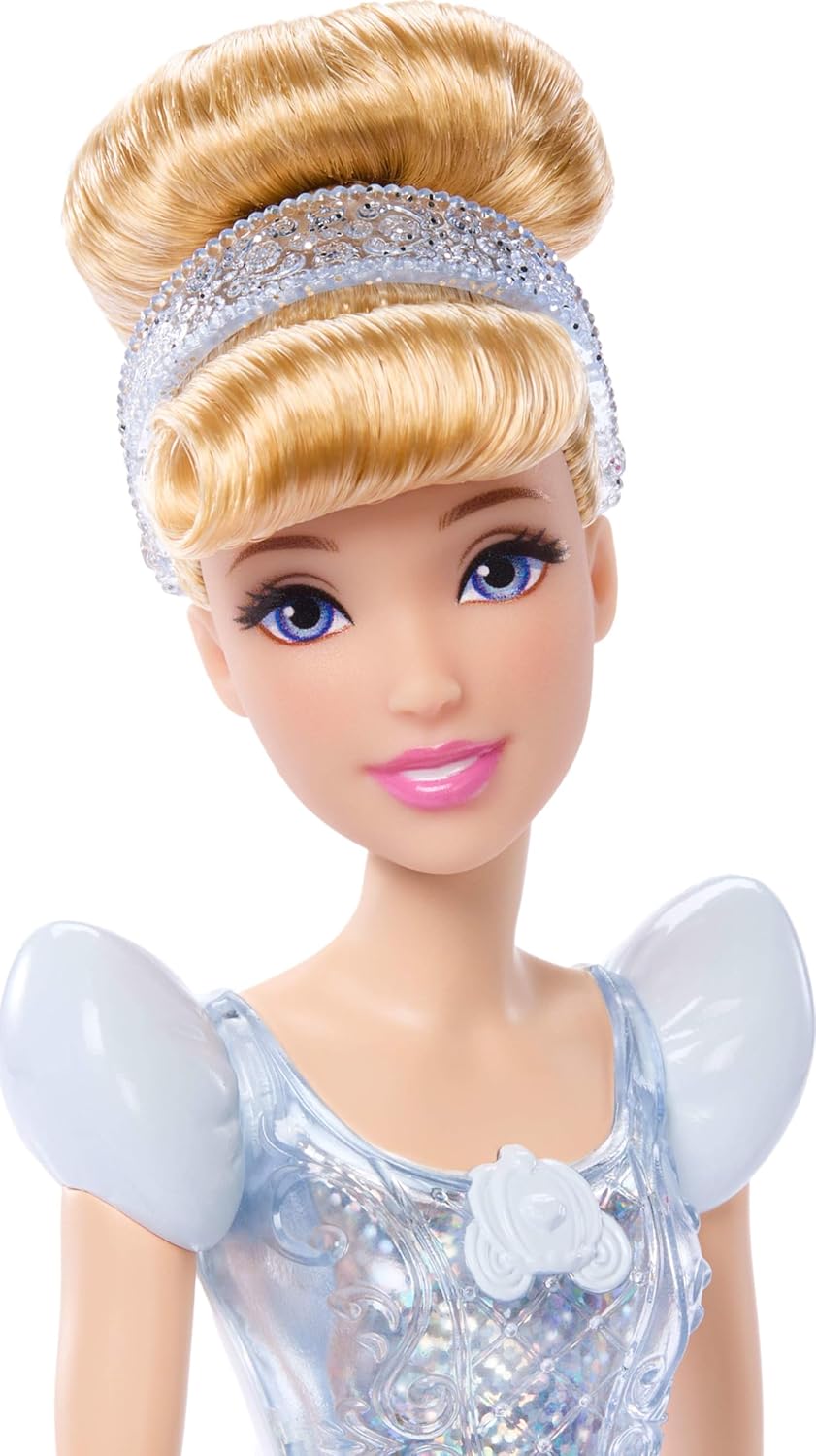 Mattel Disney Princess Cinderella Doll, Posable Fashion Doll with Removable Skirt, Shoes and Tiara, Brushable Hair, Ages 3+