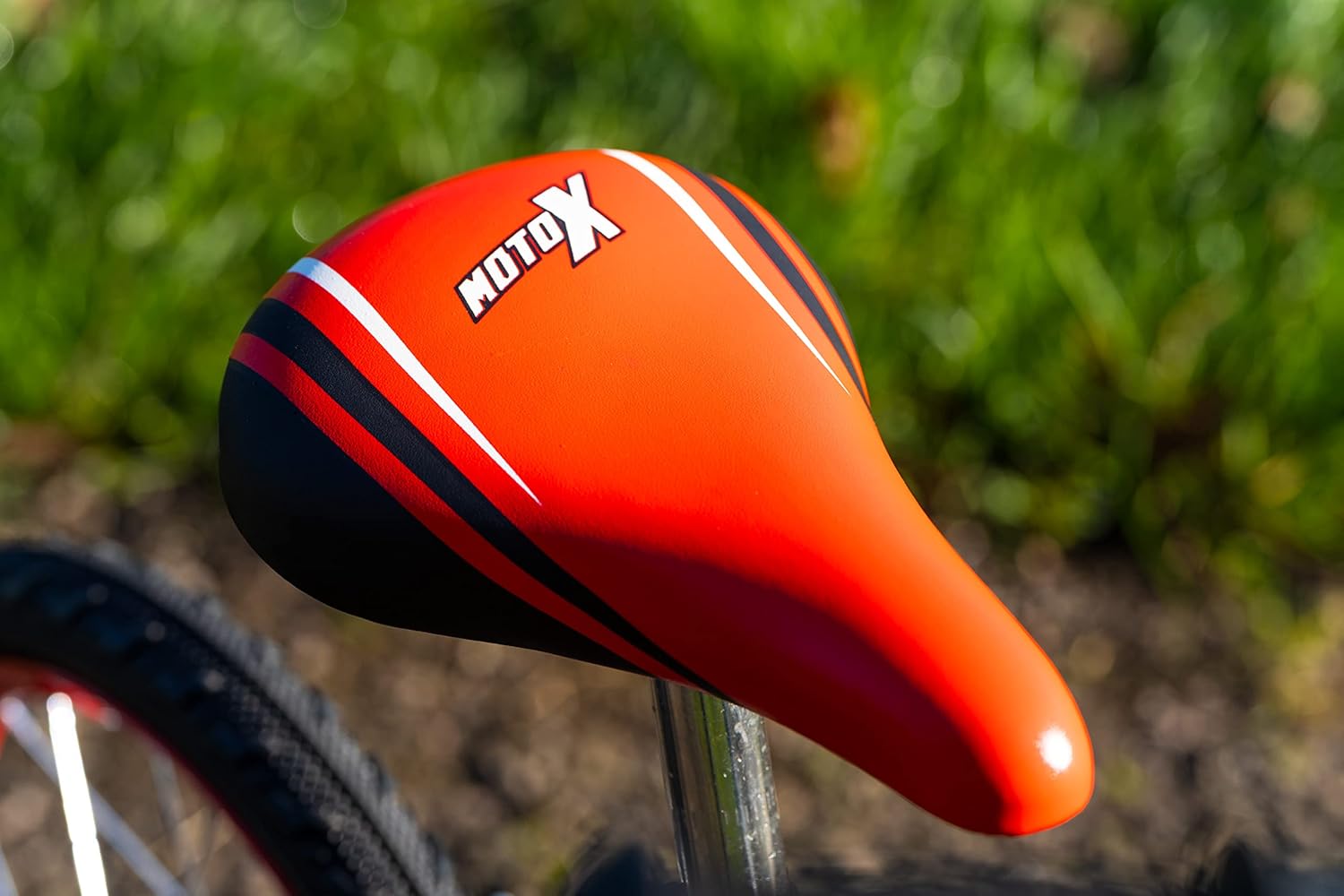 Huffy Moto X 16 Inch Kids Bike, Black, Unisex Youth Bicycle with Stabilisers, BMX Styling, Quick Connect Assembly, Ages 5-7