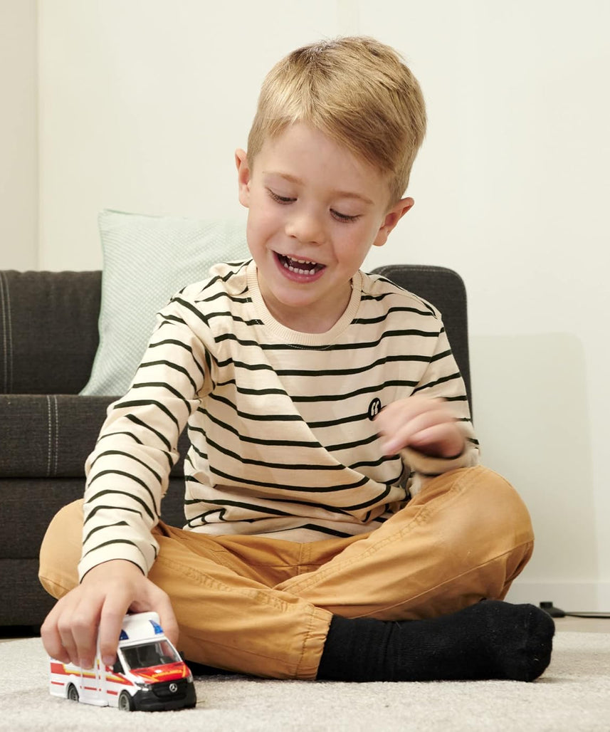 Majorette Grand Series City Mercedes-Benz Sprinter Ambulance Die-Cast, Realistic Emergency Vehicle, One Size