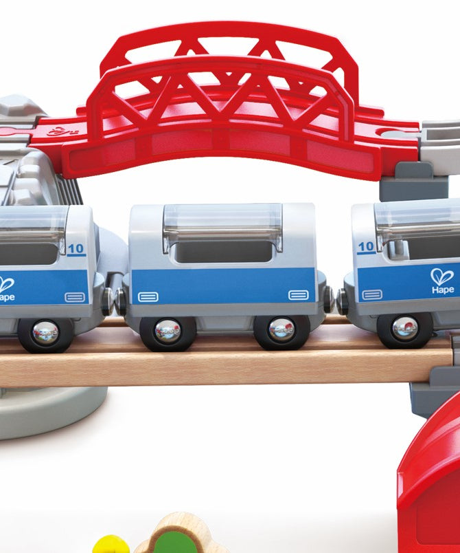 Thomas & Friends Crystal Caves Adventure Set with Motorized Thomas Train & 8 Ft of Track