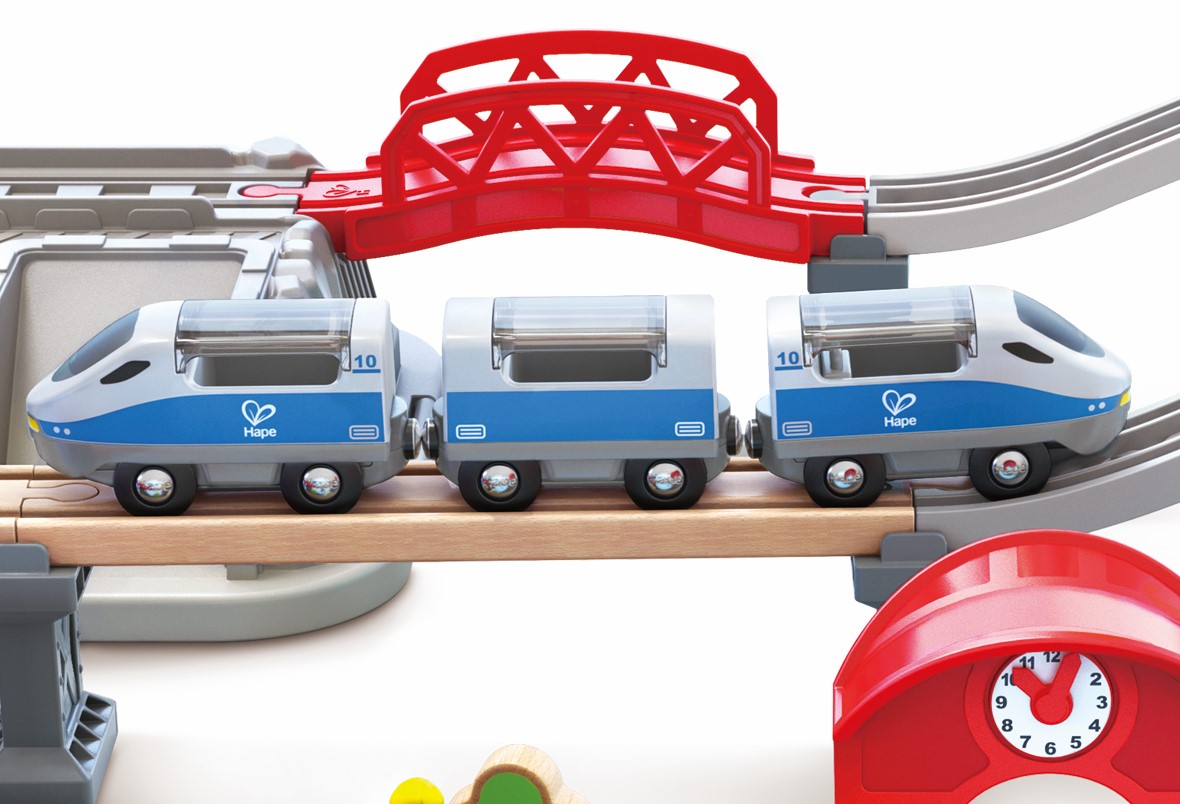 Thomas & Friends Crystal Caves Adventure Set with Motorized Thomas Train & 8 Ft of Track