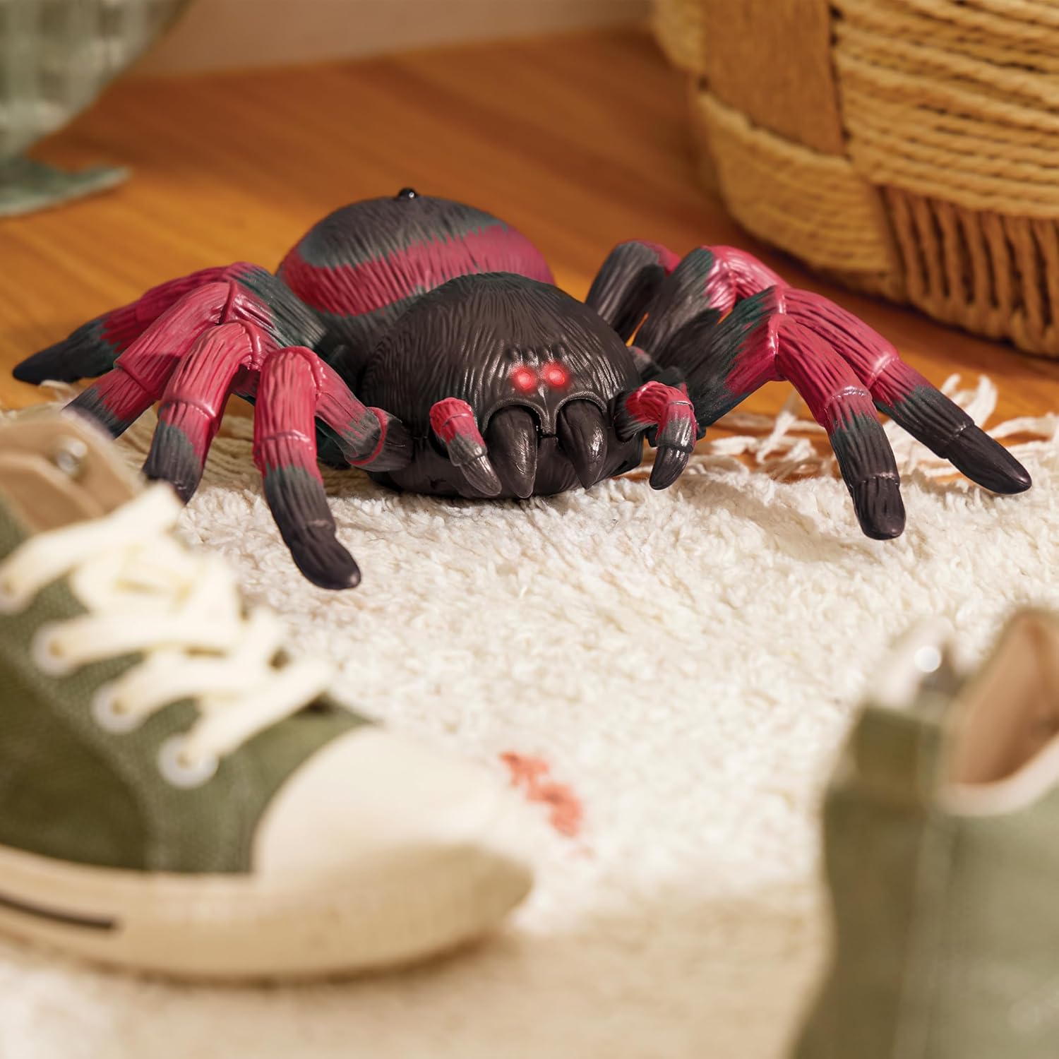 Terra by Battat remote controlled spider red - RC tarantula with glowing LED eyes and remote control - tarantula toy from 6 years