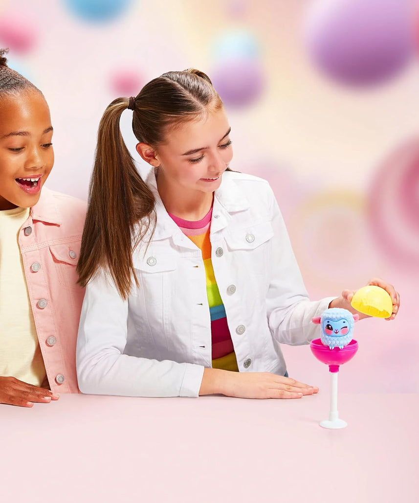 Cookeez Makery Yum Yumz S3 Single Pack, Series 3, Full of Fun & Yum, Sweet Scented Plush Surprises Inside A Lollipop, 30+ Plush Candy Pets to Collect with Common, Rare, Ultra Rare and Limited Edition