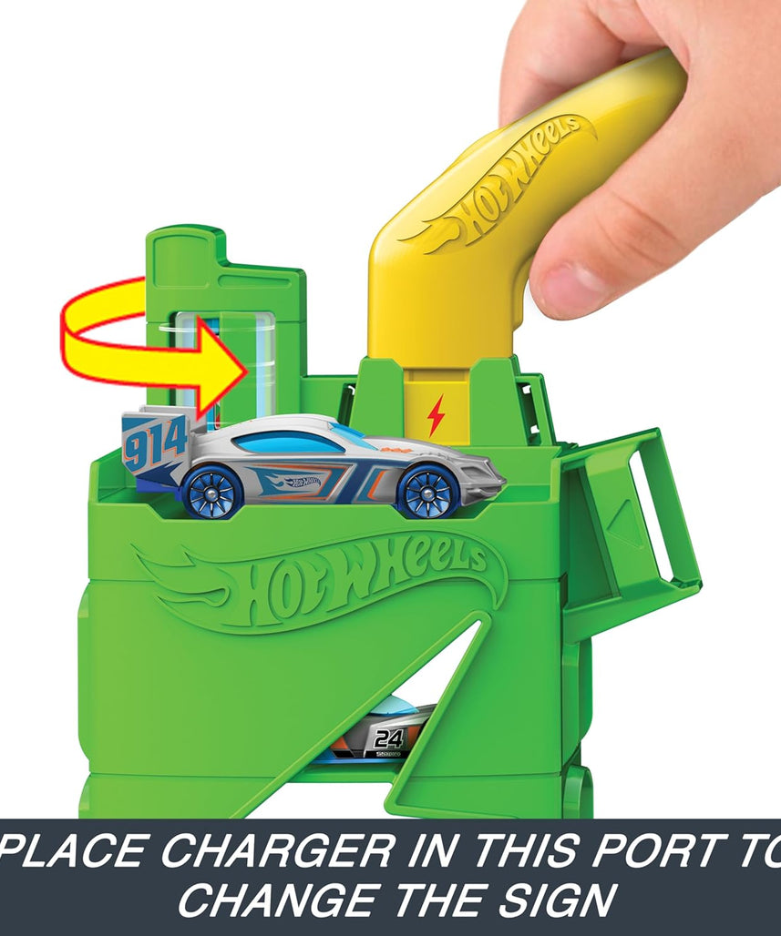Hot Wheels City Super Recharge Fuel Station with 1:64 Scale Toy Car