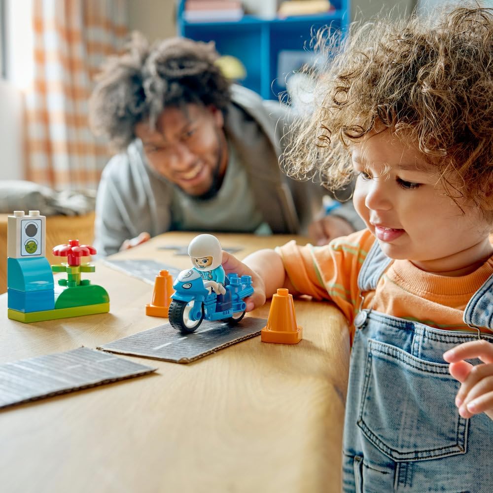 LEGO DUPLO Blue Police Motorcycle - Educational Motor Skills Toy for Toddlers - incl. a Motorbike, Officer Figure, Traffic Lights - Birthday Gift for 2+ Year Old Boys & Girls - 10471