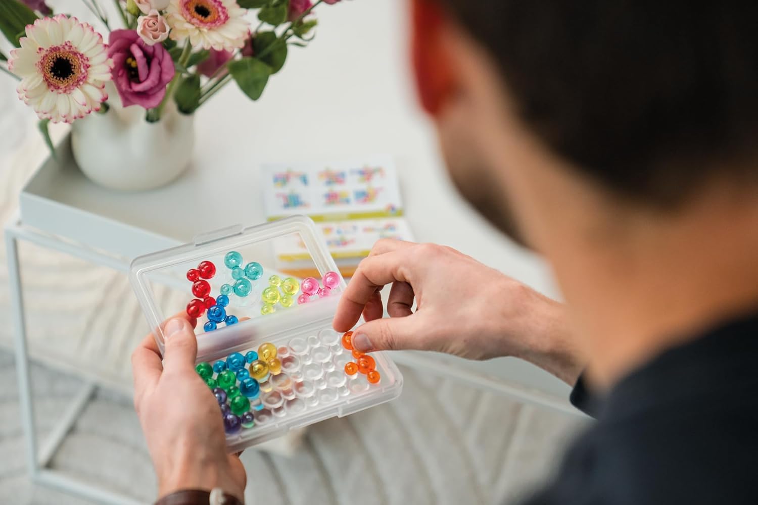 IQ Bubbles Logic Puzzle Brain Game for Boys and Girls Ages 7 Years and Up Portable Travel Game with 120 Challenges for Kids Teens and Adults