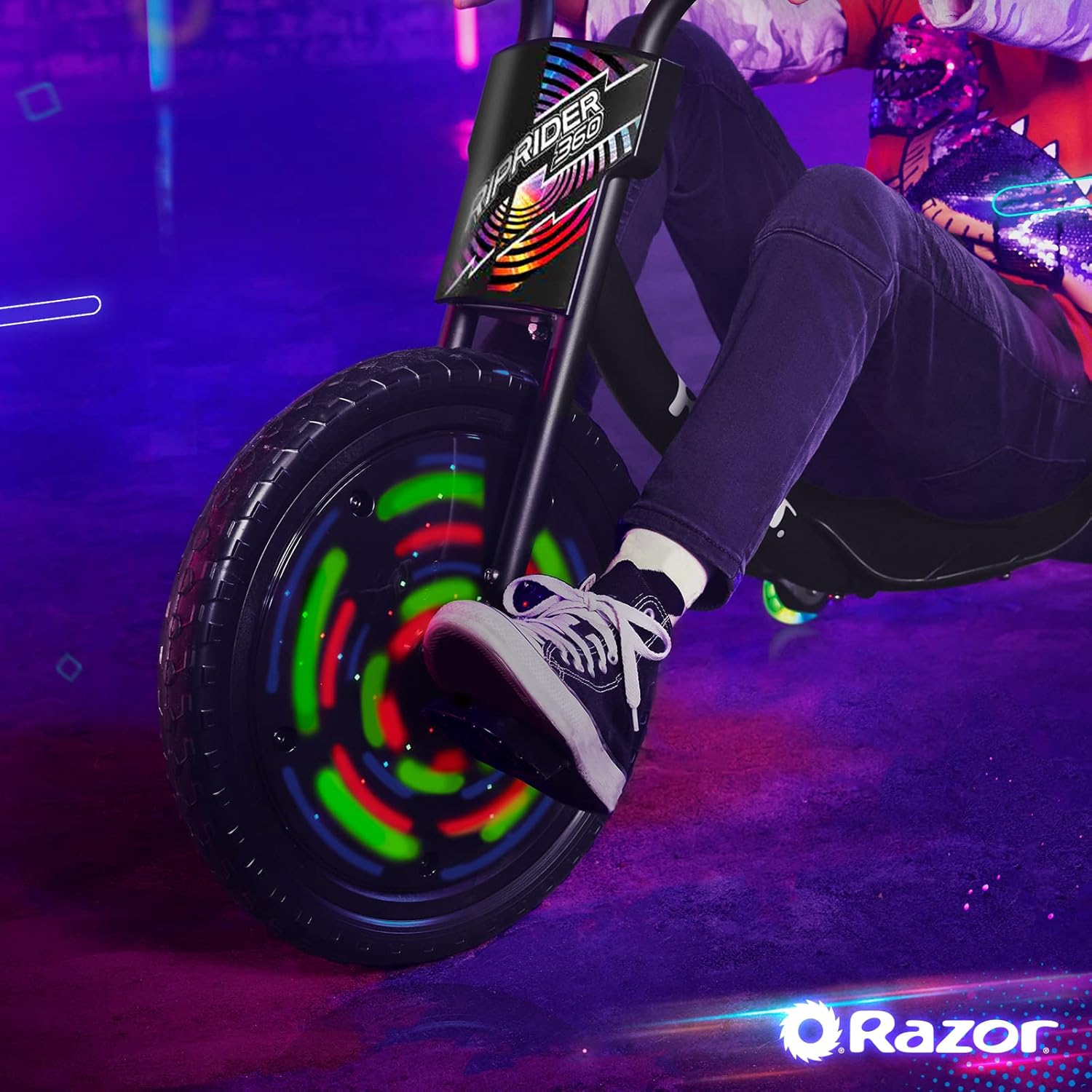 دراجة Razor RipRider 360 Lightshow Drifting ثلاثية العجلات للأطفال من سن 5 سنوات فما فوق، مزودة بدواسة ومصابيح LED متعددة الألوان تعمل بالحركة وعجلات خلفية
