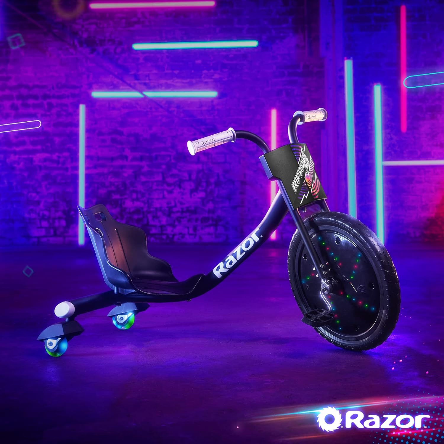 دراجة Razor RipRider 360 Lightshow Drifting ثلاثية العجلات للأطفال من سن 5 سنوات فما فوق، مزودة بدواسة ومصابيح LED متعددة الألوان تعمل بالحركة وعجلات خلفية