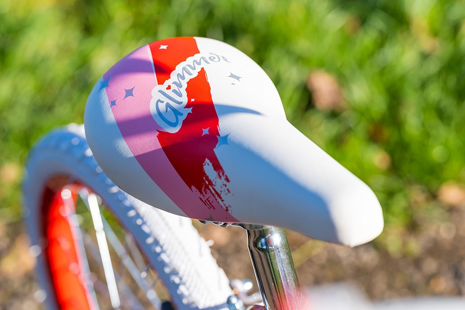 Huffy Glimmer Girls Bike 18 Inch, Red and White, Single-Speed Kids Bicycle with Removable Stabilisers, Front Storage Pouch, Quick Connect Assembly, Ages 6-8