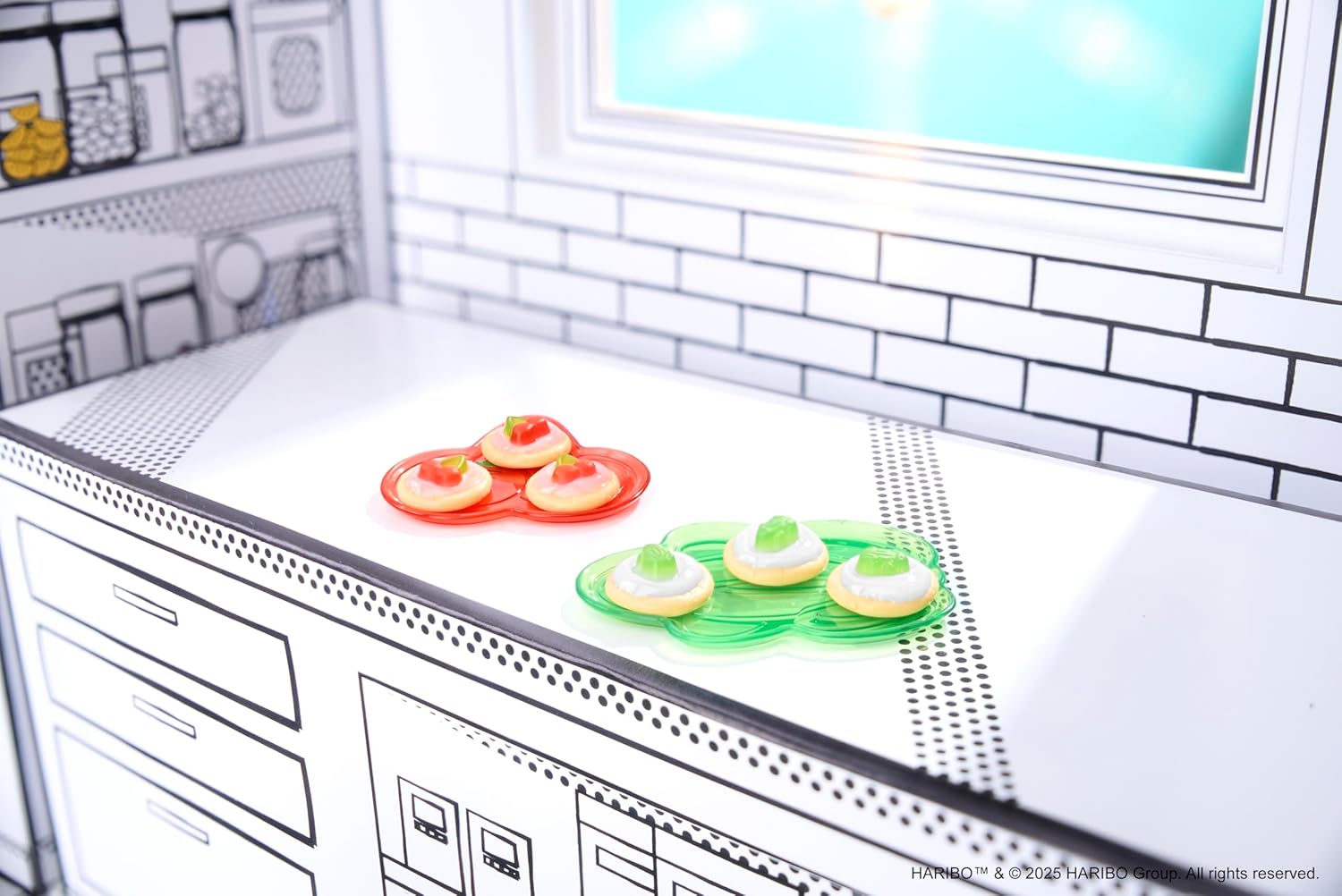 MGA’s Miniverse Make It Mini Remix Multipack HARIBO Mini Candy Collectibles DIY Resin Kit Creative Play for Kids and Collectors