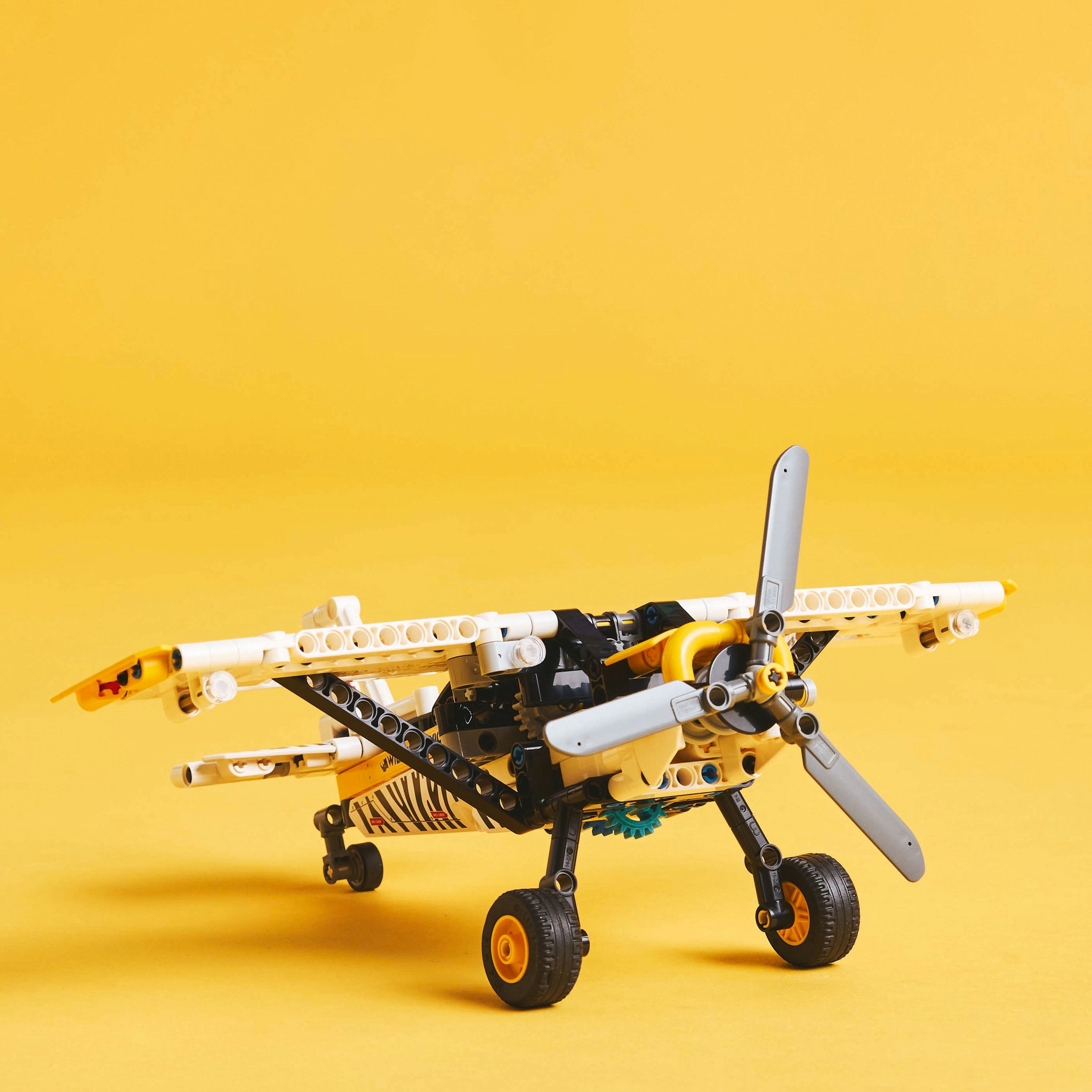 LEGO Technic 42198 Bush Plane V29 for Boys 8+ Realistic Aircraft Building Toy with Rotating Propeller