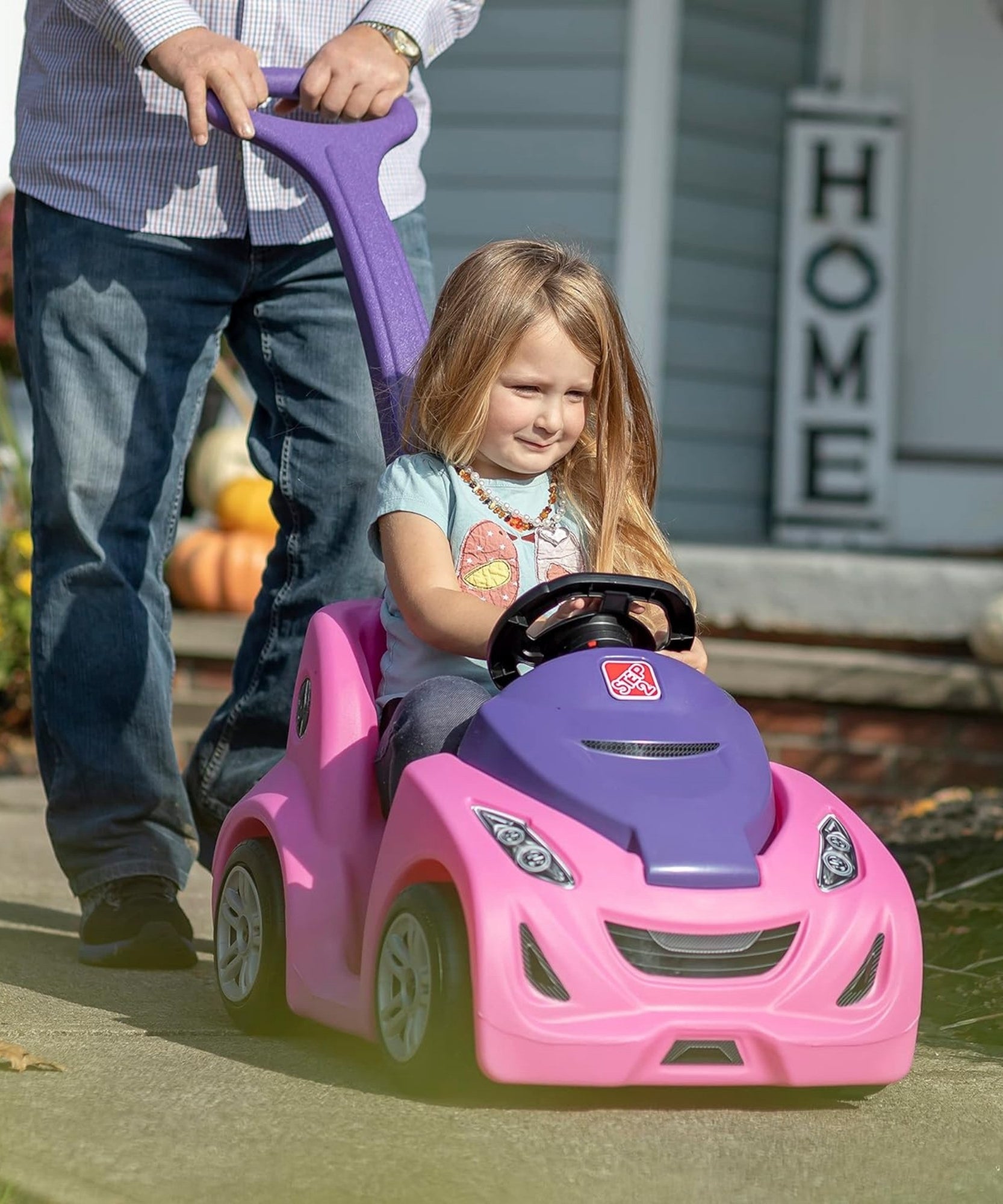 عربة الأطفال ستيب 2 باجي جي تي، مقعد واحد، سهلة التخزين مع حزام أمان وبوق وصندوق تخزين، مناسبة للأطفال من الأولاد والبنات من سن 18 شهرًا فما فوق، باللون الوردي والأحمر والأزرق