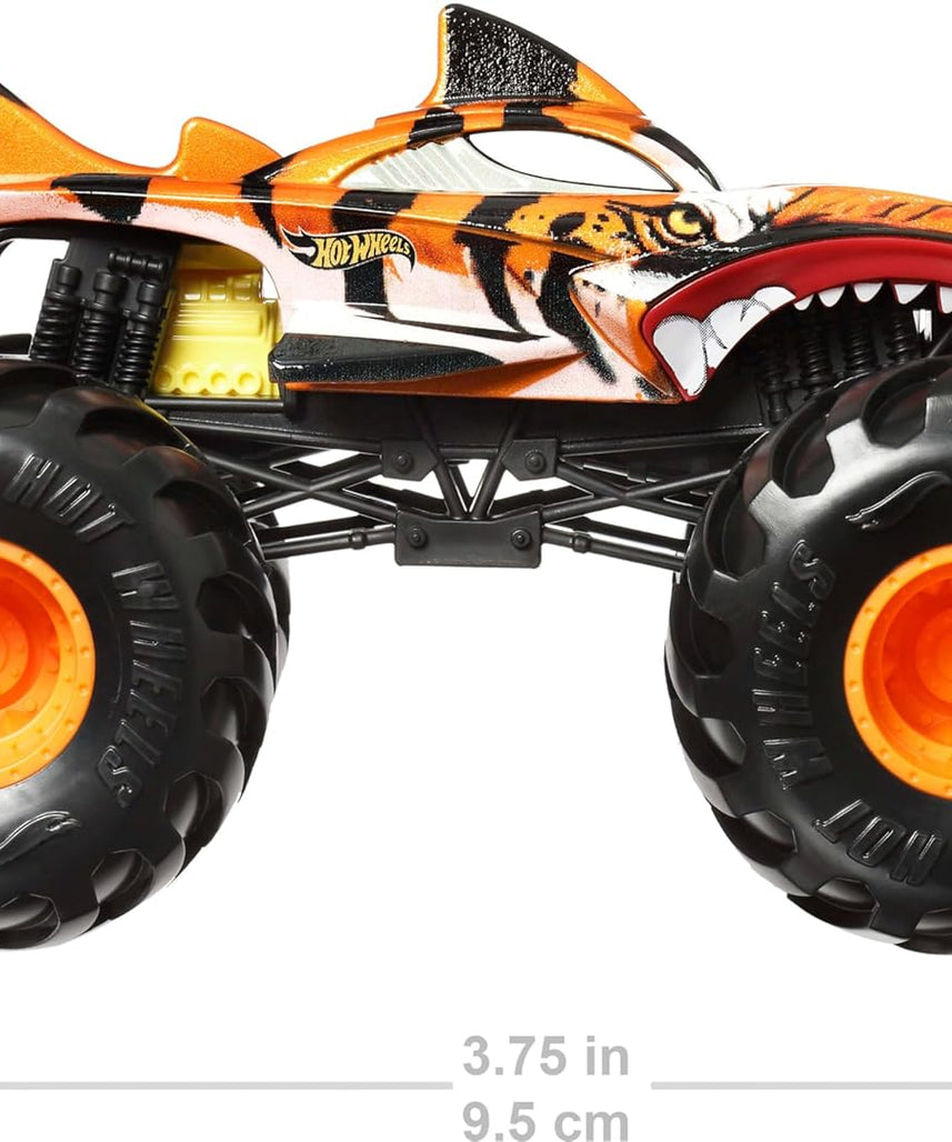 Hot Wheels Monster Trucks, Oversized Monster Truck, 1:24 Scale Die Cast Toy Truck with Giant Wheels and Cool Designs, JDR02