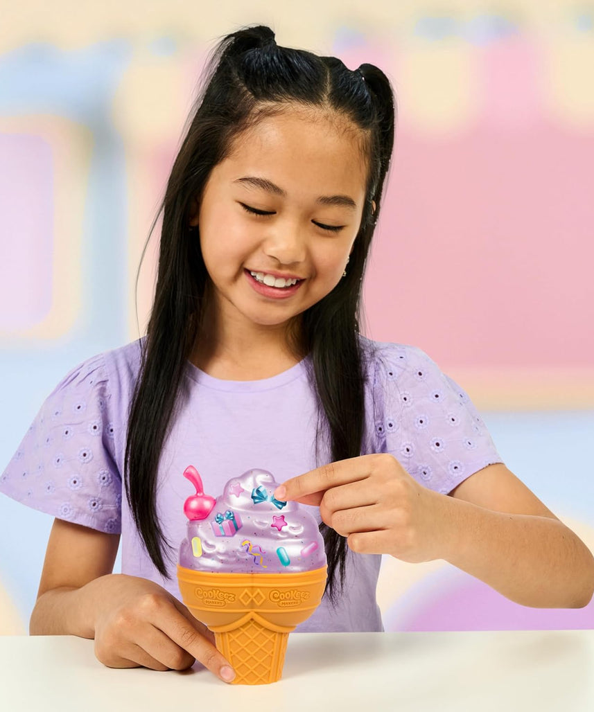 Cookeez Makery Yum Yumz Series 2 Twin Pack, Scented Surprise Plush Pets, Ice Cream Cone Reveal Toy, Collectible Plush Figures, Creative Unboxing Playset, 5 Years+
