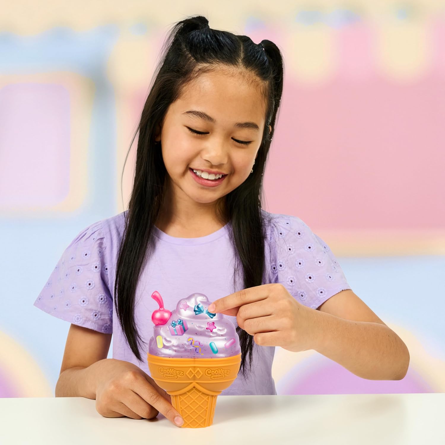 Cookeez Makery Yum Yumz Series 2 Twin Pack, Scented Surprise Plush Pets, Ice Cream Cone Reveal Toy, Collectible Plush Figures, Creative Unboxing Playset, 5 Years+