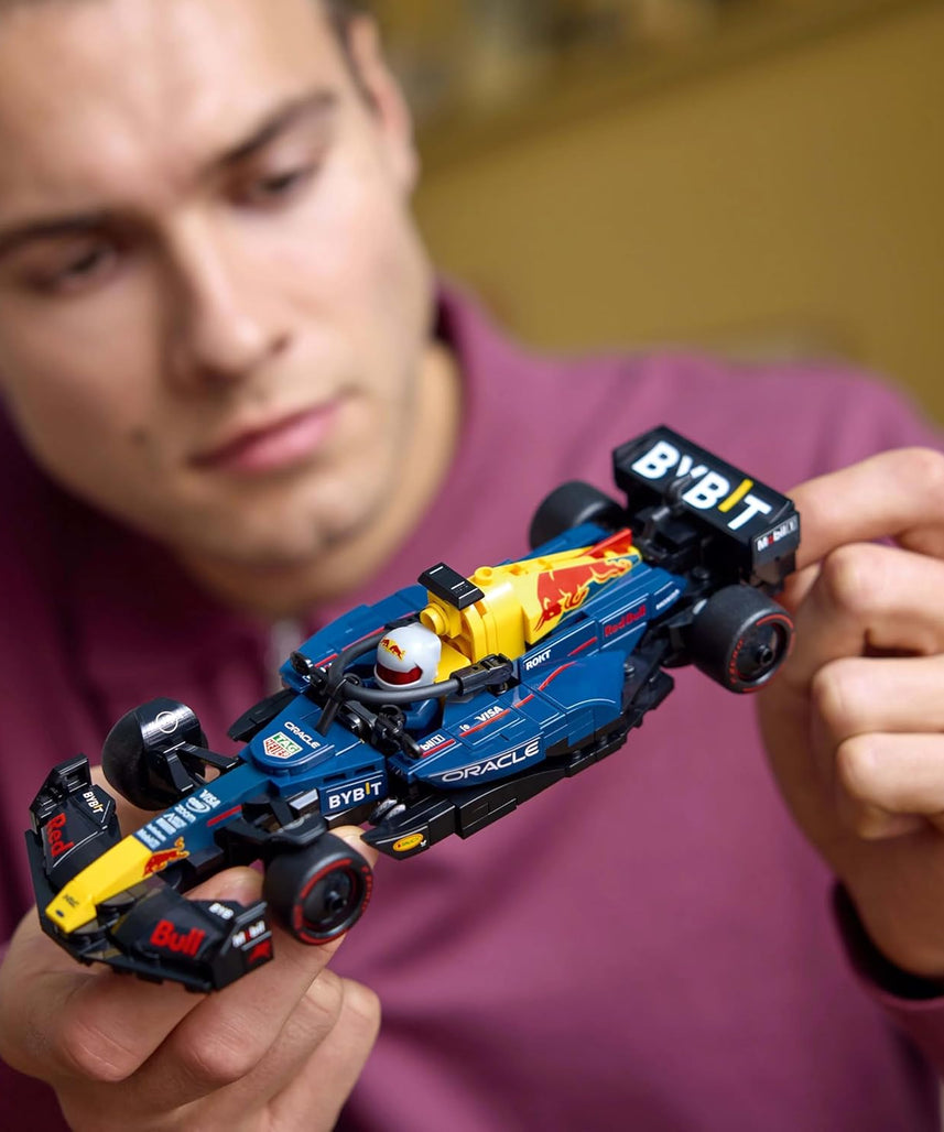LEGO Speed Champions Oracle Red Bull Racing RB20 F1 Race Car Model with a Collectible Formula 1 Driver Minifigure - Display Set for Adult Motorsport & Racing Fans - Ramadan Gift Idea - 77243