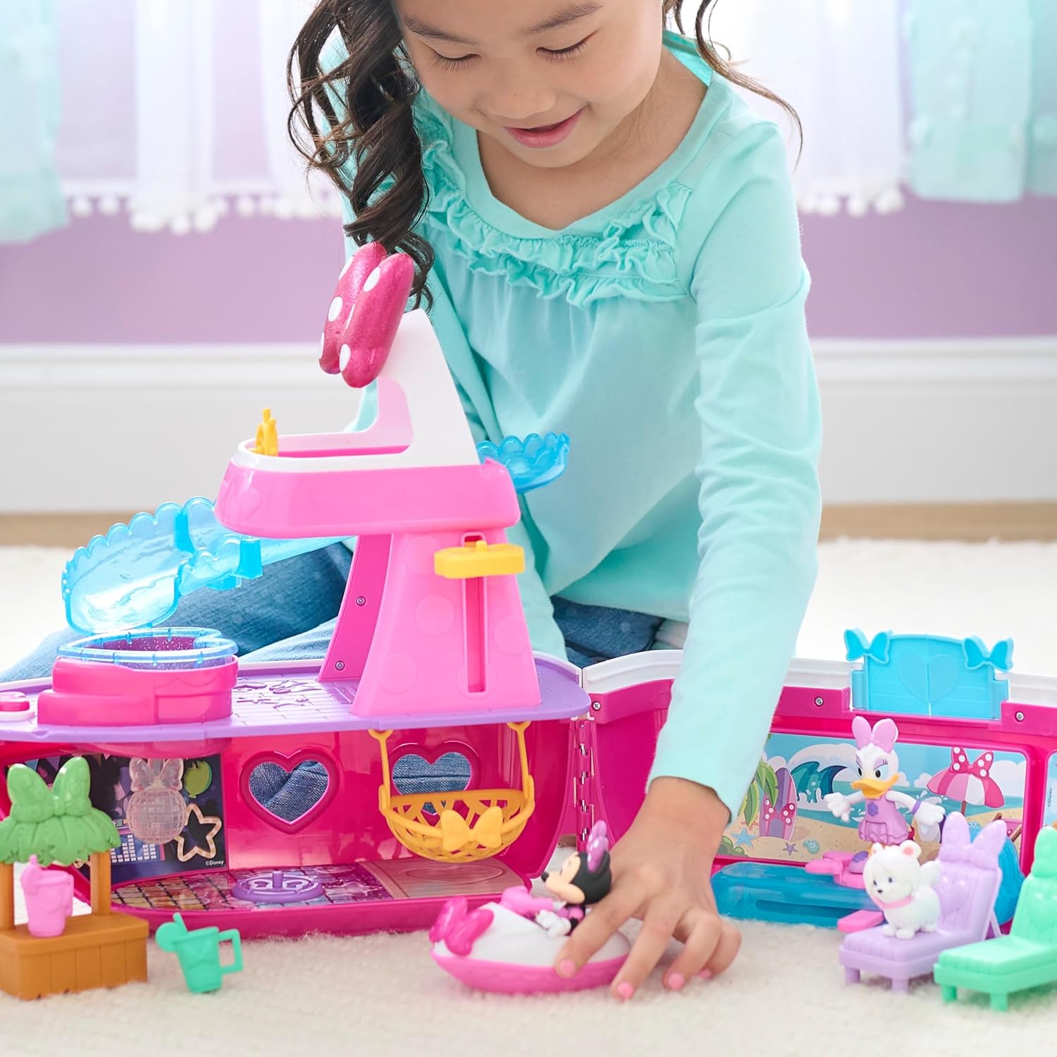 Just Play Minnie Mouse Bowdazzling Yacht Playset with Light and Sound Effects, 14 Pieces, Children's Toy from 3 Years