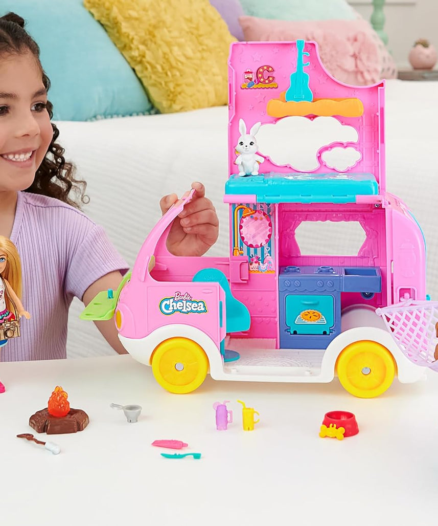 Barbie Chelsea 2-in-1 Camper Playset with Chelsea Doll, 2 Pets, Transforming Camper & 15+ Camping Accessories – Outdoor Adventure Toy for Kids 3+
