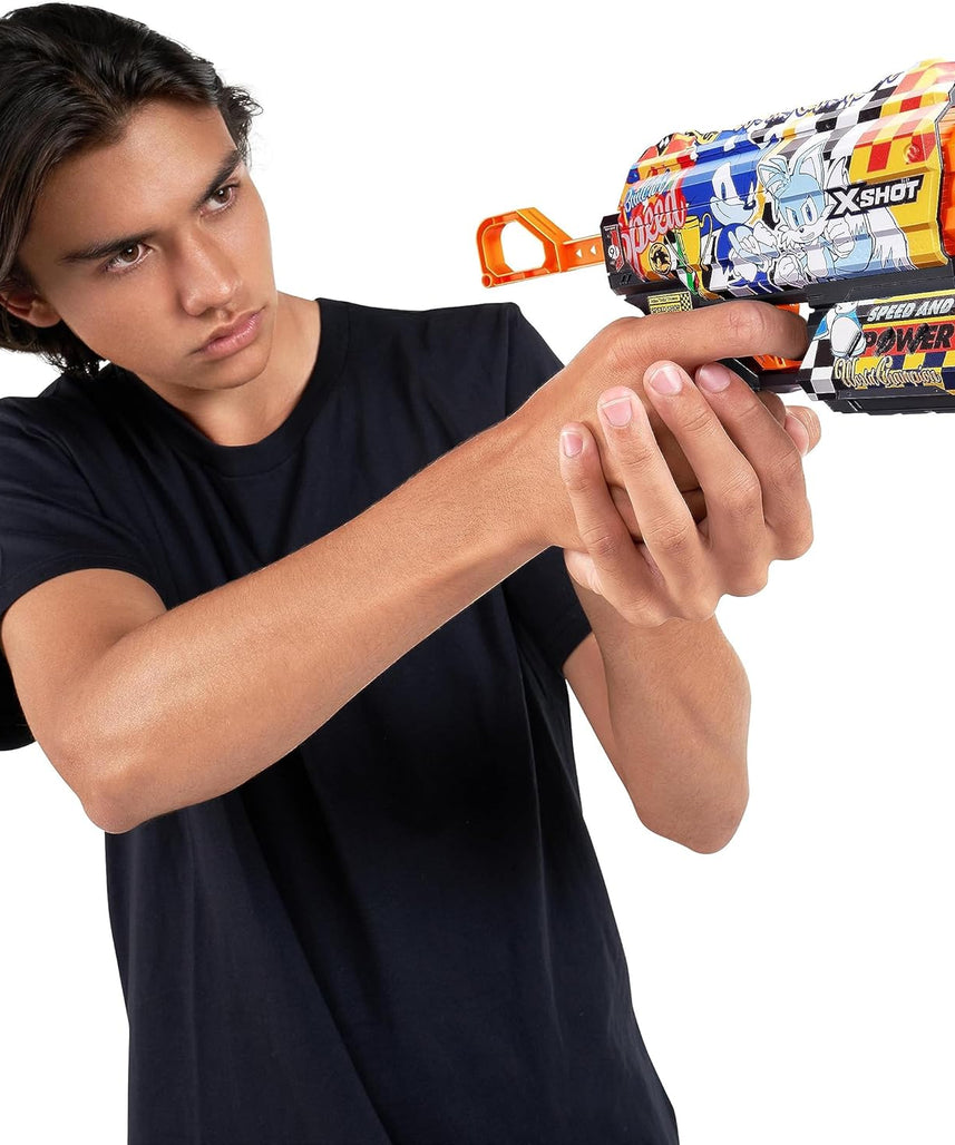 X-Shot Skins Flux Sonic Blaster, Sonic the Hedgehog Theme, 8 Darts, Air Pocket Technology, Single & Front 2 Dart Storage, 27m / 90ft Range, Outdoor Foam Dart Toy, Kids & Teens