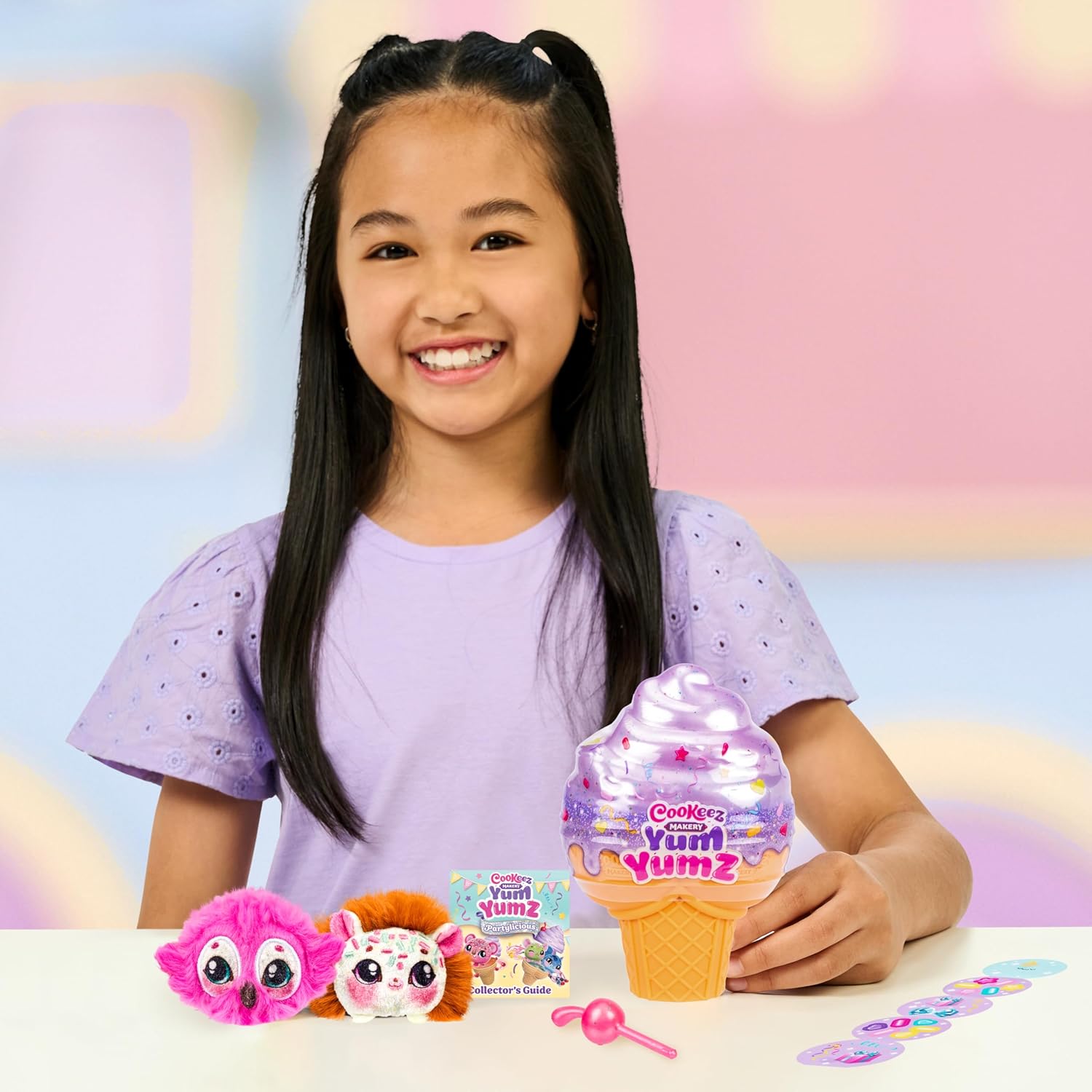 Cookeez Makery Yum Yumz Series 2 Twin Pack, Scented Surprise Plush Pets, Ice Cream Cone Reveal Toy, Collectible Plush Figures, Creative Unboxing Playset, 5 Years+