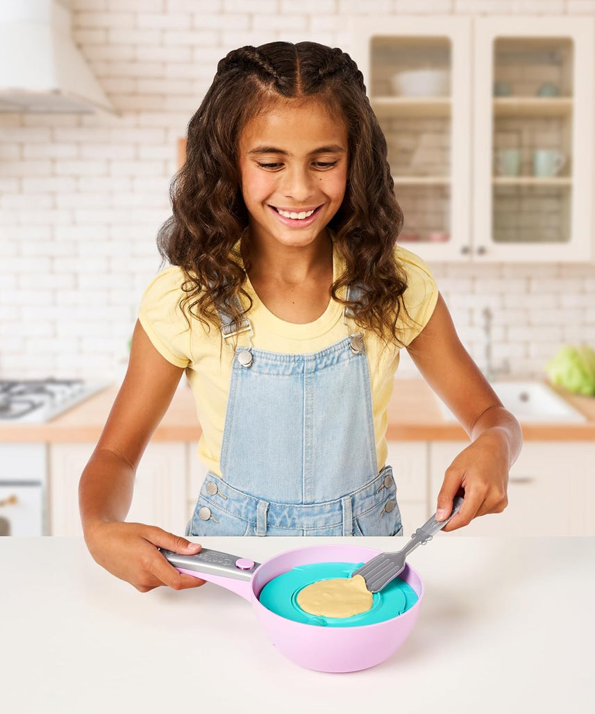 Cookeez Makery Pancake Treatz Interactive Plush Toy, Mix and Flip Surprise Pancake Plush, Scented Sound Plush Friend, Kids Creative Play Toy, 5 Years+