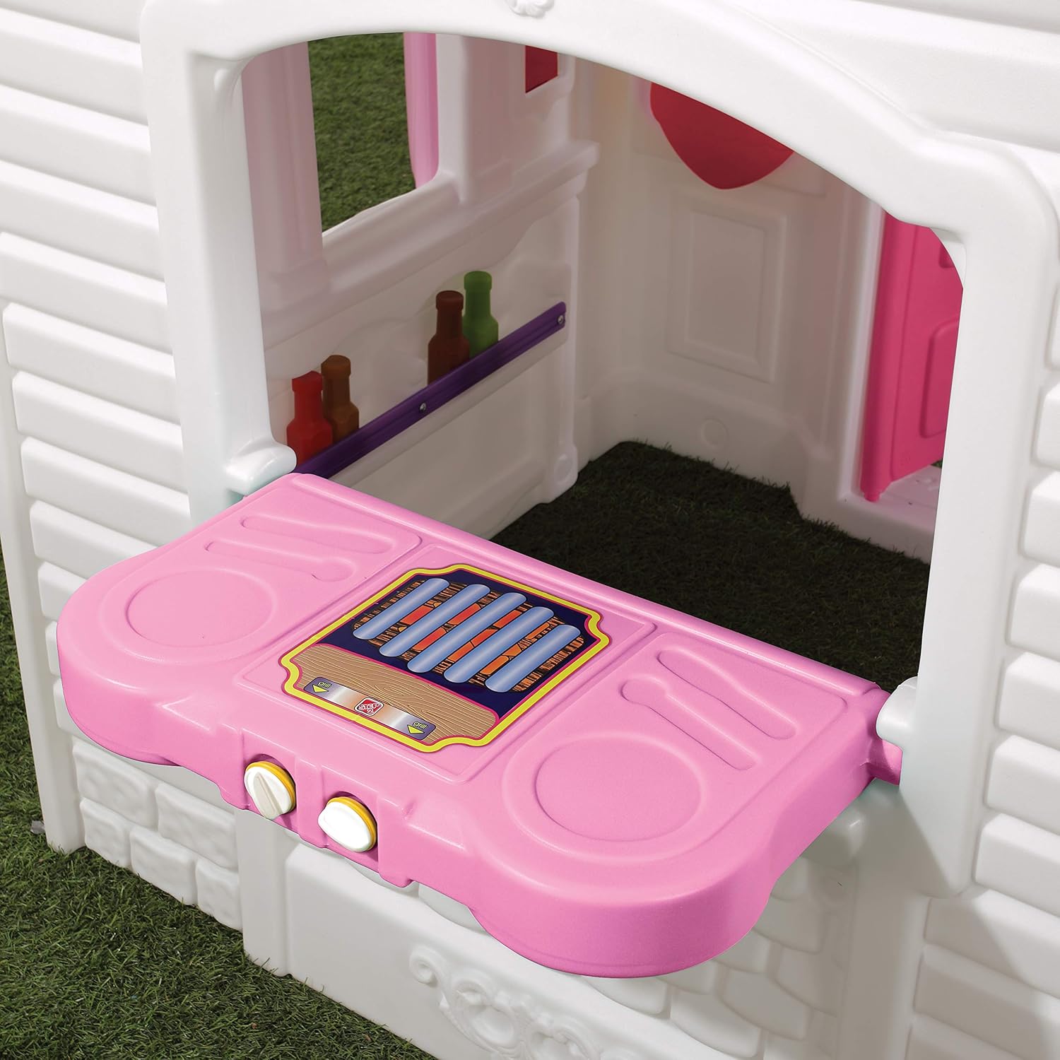 Step2 Sweetheart Playhouse Pink & White – Kids Outdoor Cottage with Doorbell, Phone & Convertible BBQ Grill (134.6 x 119.4 x 147.3 cm)