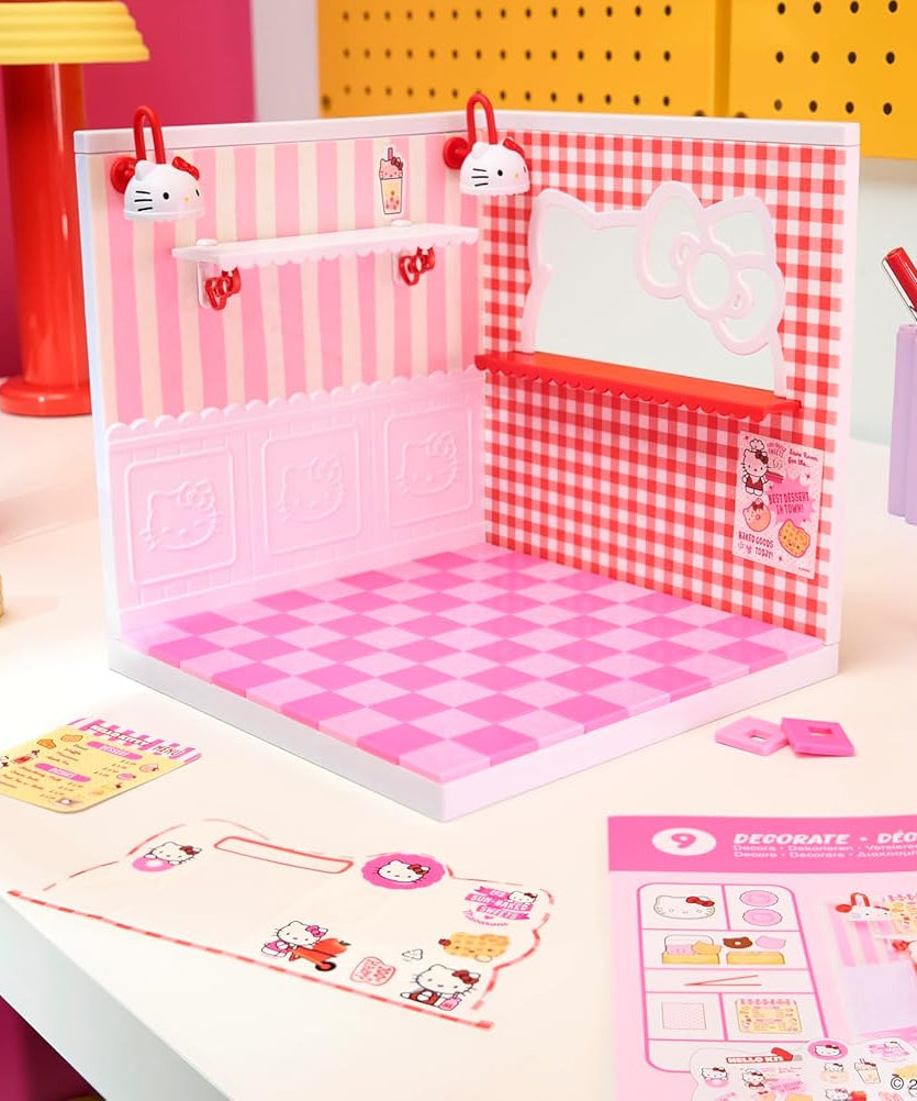 MGA's Miniverse Make It Mini Spaces Hello Kitty - Building Kit, Customisable, Craft, Room, Hobby, Collector, Display, Non-Edible, for Collectors and Children from 8 Years