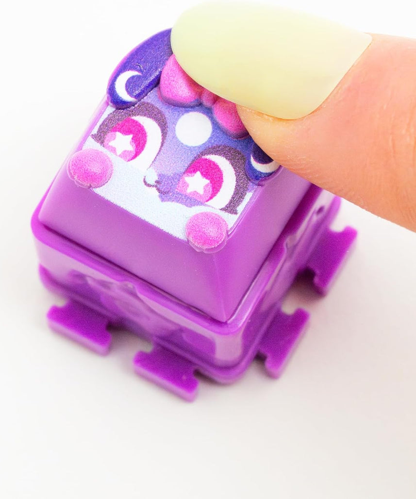 Clickeez Deluxe Keychain, Cute Collectible Keyboard Key Fidget Toy, Cube Key Caps Set with Charms for Girls and Boys 6Y+