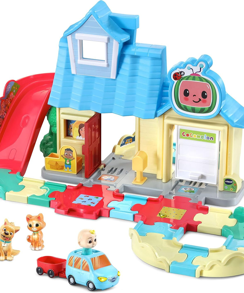 VTech CoComelon Go! Go! Smart Wheels JJ’s House Track Set, Interactive Songs & SmartPoint, Ages 1.5 – 5 Years
