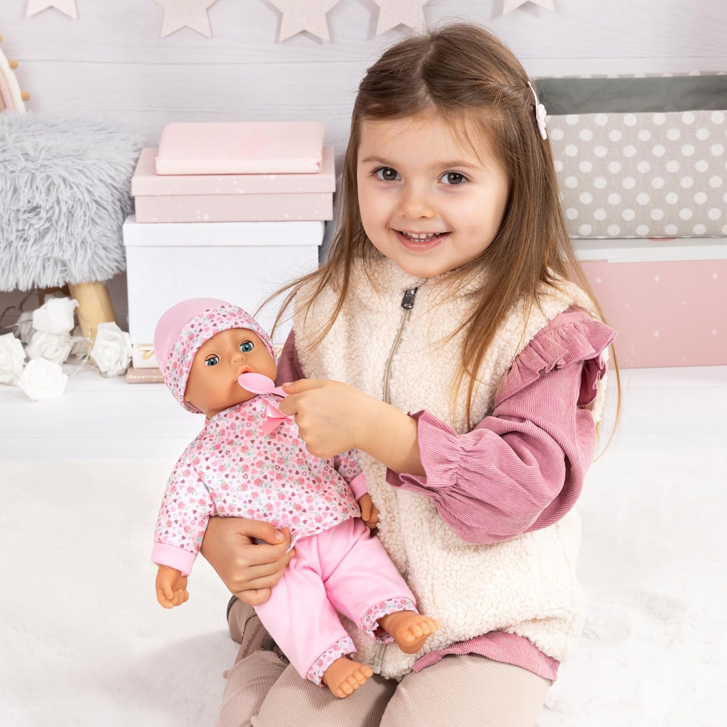 Bayer Baby Doll Play Set 36cm, Soft Body Cuddly Baby Doll with Extra Outfit & Hat, Feeding Accessories (Plate, Spoon, Fork), Pretend Play Toy for Kids, Lightweight Doll for Toddlers