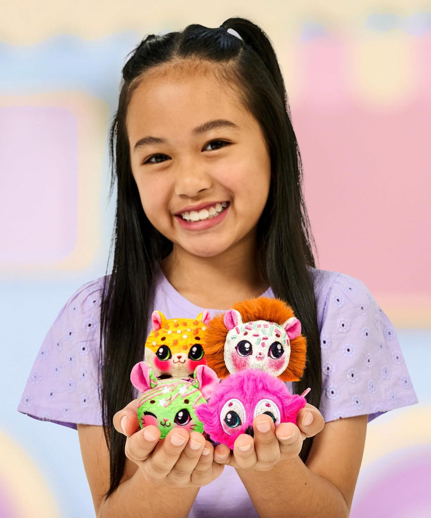 Cookeez Makery Yum Yumz Series 2 Twin Pack, Scented Surprise Plush Pets, Ice Cream Cone Reveal Toy, Collectible Plush Figures, Creative Unboxing Playset, 5 Years+