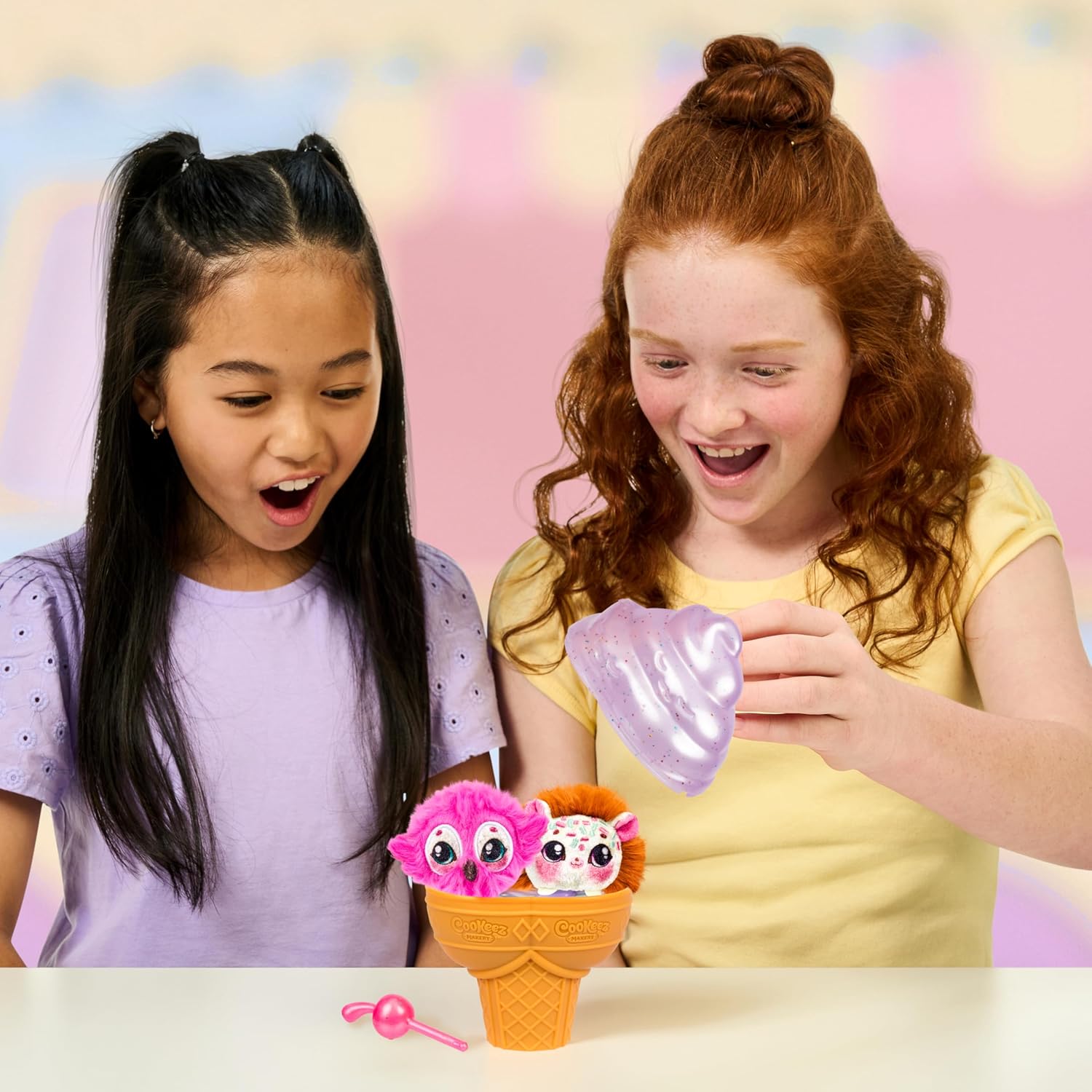 Cookeez Makery Yum Yumz Series 2 Twin Pack, Scented Surprise Plush Pets, Ice Cream Cone Reveal Toy, Collectible Plush Figures, Creative Unboxing Playset, 5 Years+