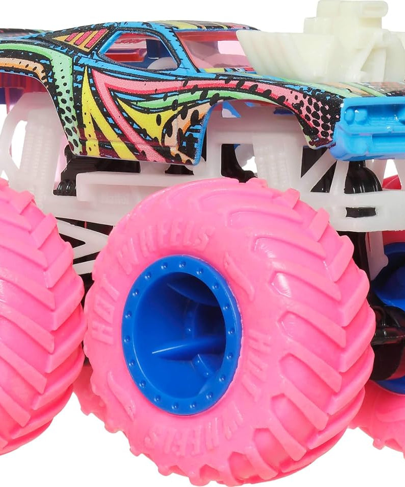 Hot Wheels Monster Trucks Glow-in-the-Dark Die-Cast Toy Truck 1:64 Scale, Surprise Style, Collectible Vehicle for Kids 3+