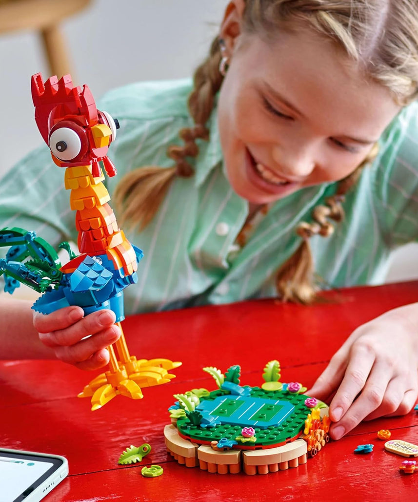 LEGO | Disney Moana 2 Heihei Building Toy - Play and Display Animal Figure with a Rotating Head, Posable Wings & Tail Feathers plus a Stand - Ramadan Gift for 9+ Year Old Girls - 43272