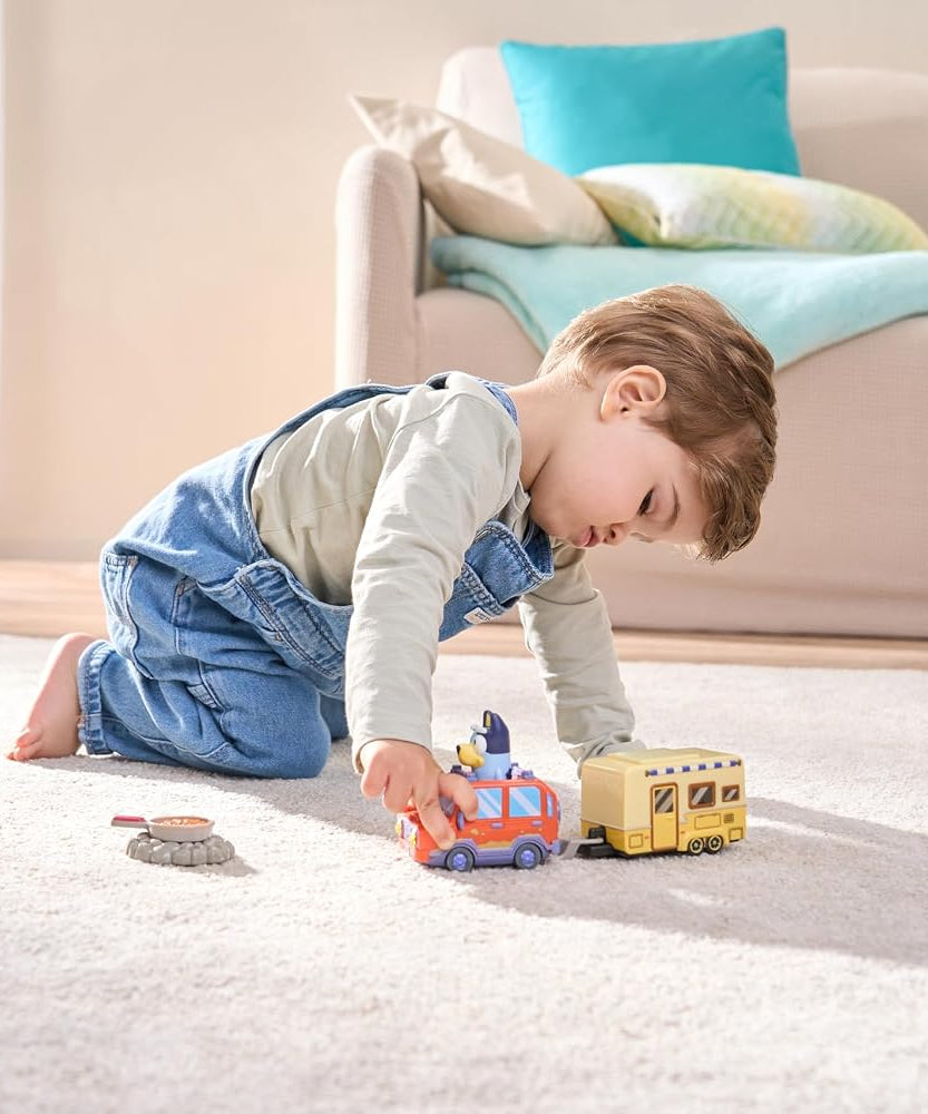 VTech Toot-Toot Drivers Bluey: Bluey Family Car & Caravan, English